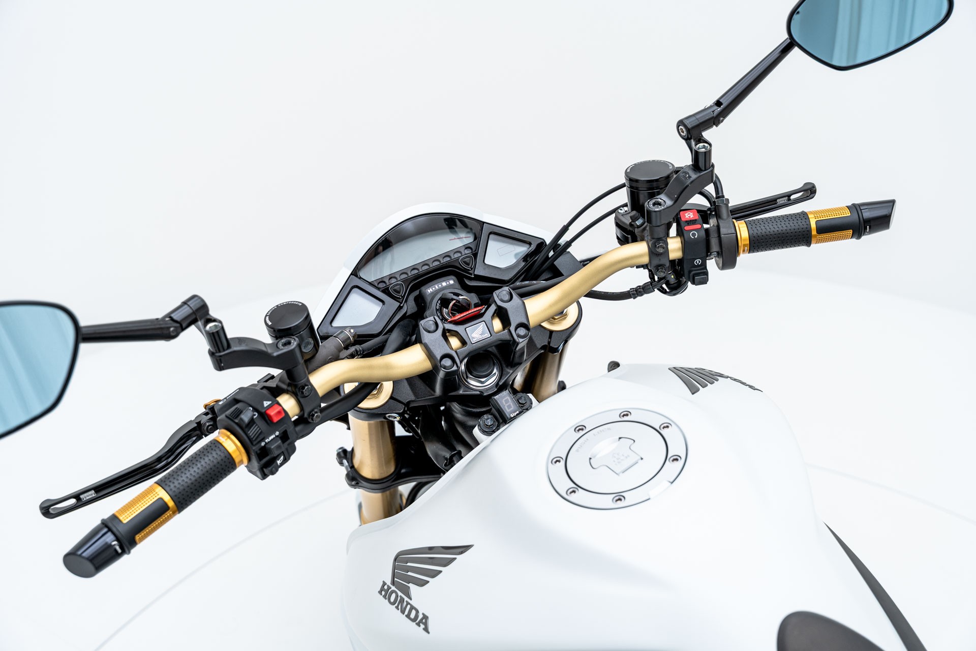 HONDA CB 1000 R ABS-image-7