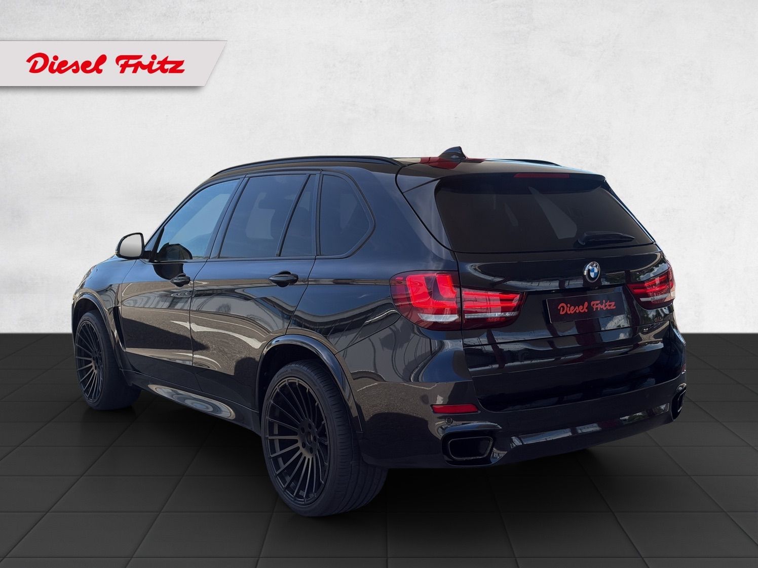 BMW X5 xDrive M50d Steptronic-showroom-element-2