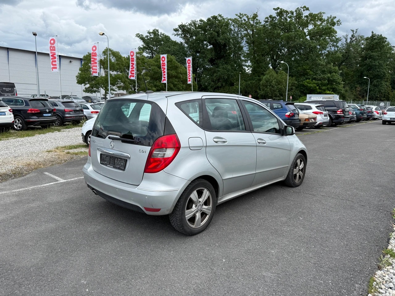 MERCEDES-BENZ A 180 CDI Avantgarde-image-4
