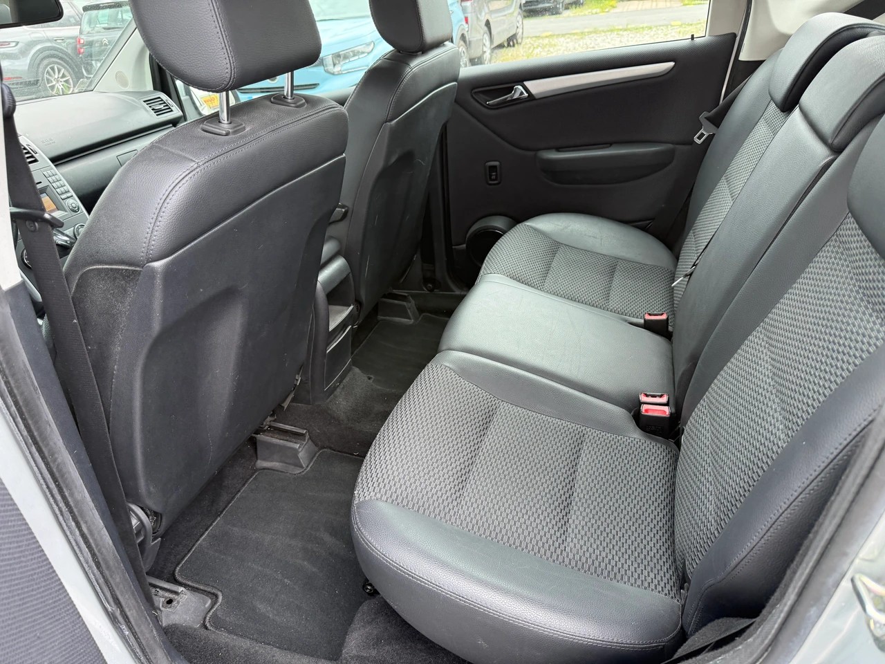 MERCEDES-BENZ A 180 CDI Avantgarde-image-7