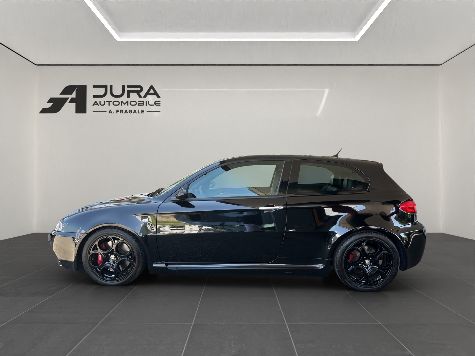 ALFA ROMEO 147 3.2 GTA-image-3