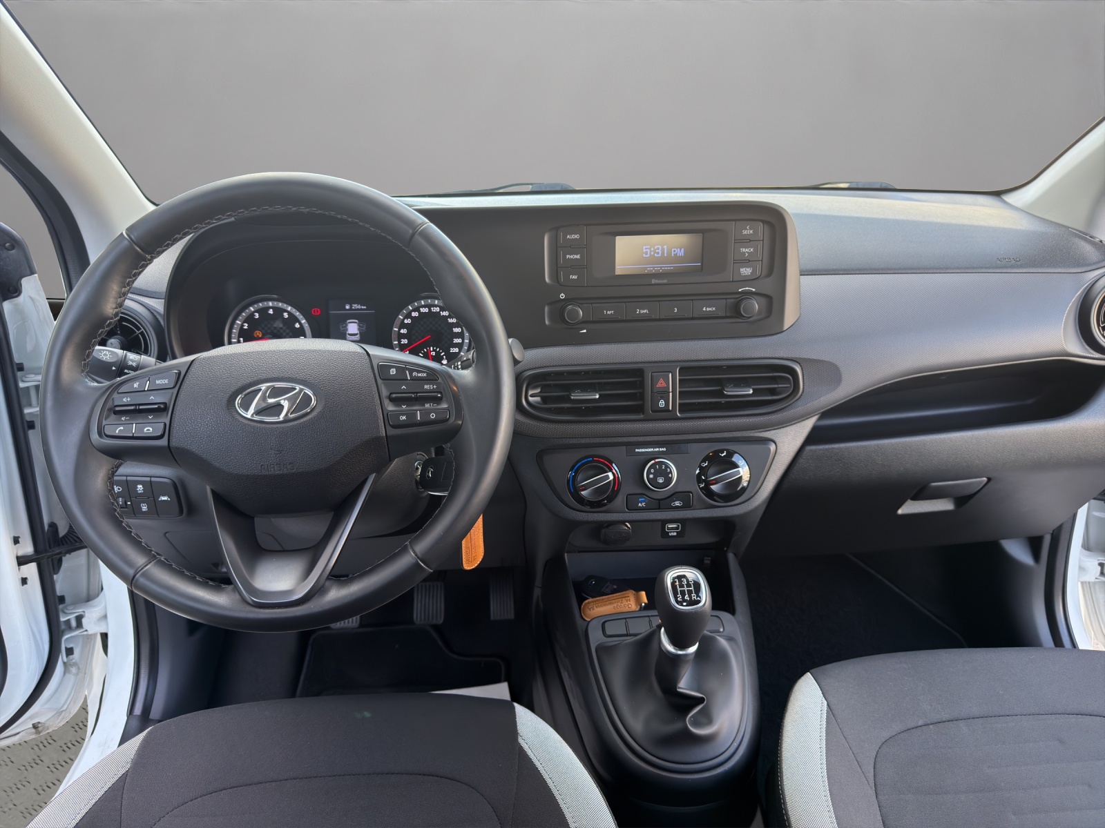 HYUNDAI i10 1.0 Origo-image-13
