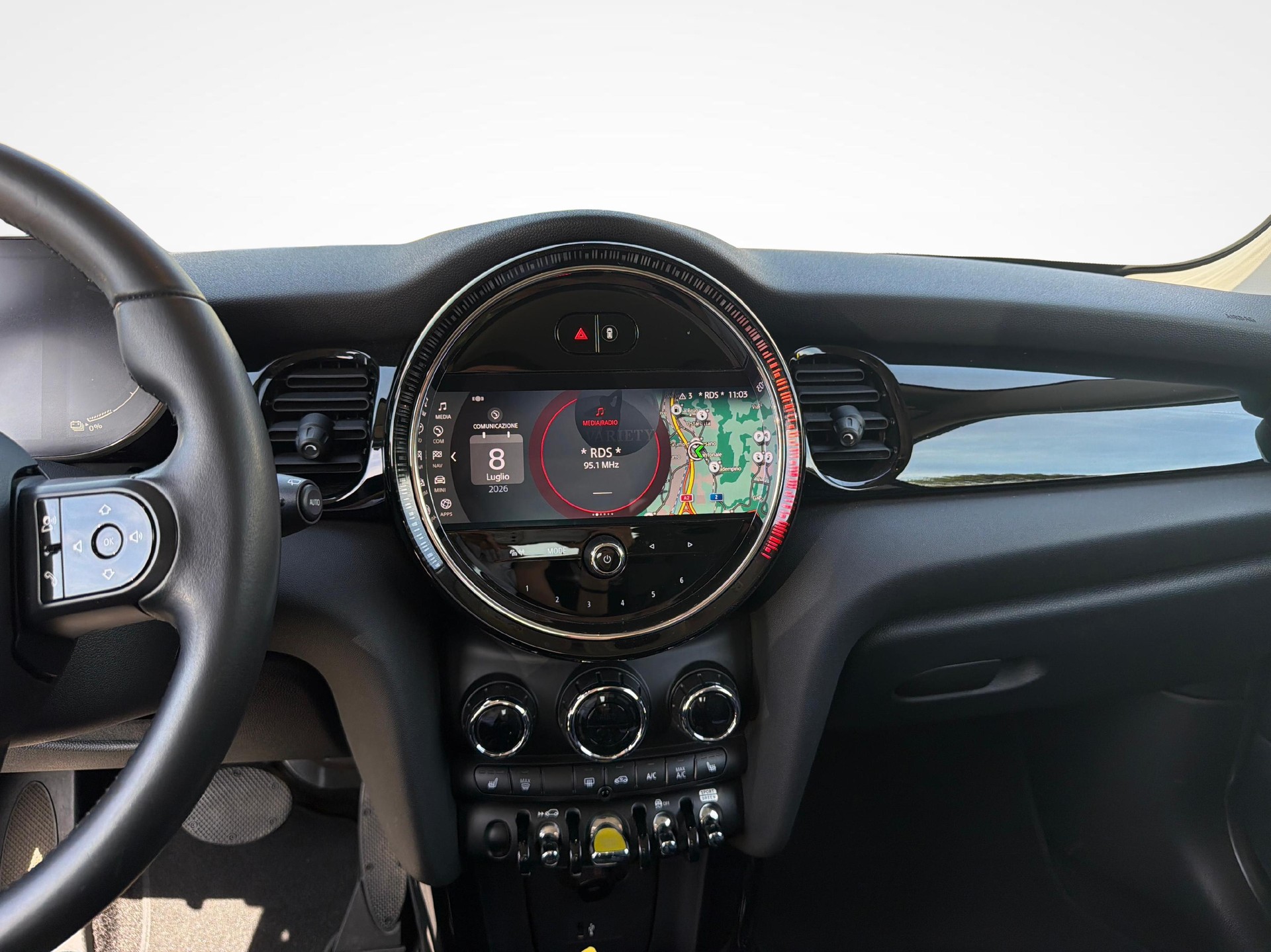 MINI F56 Cooper SE-image-16