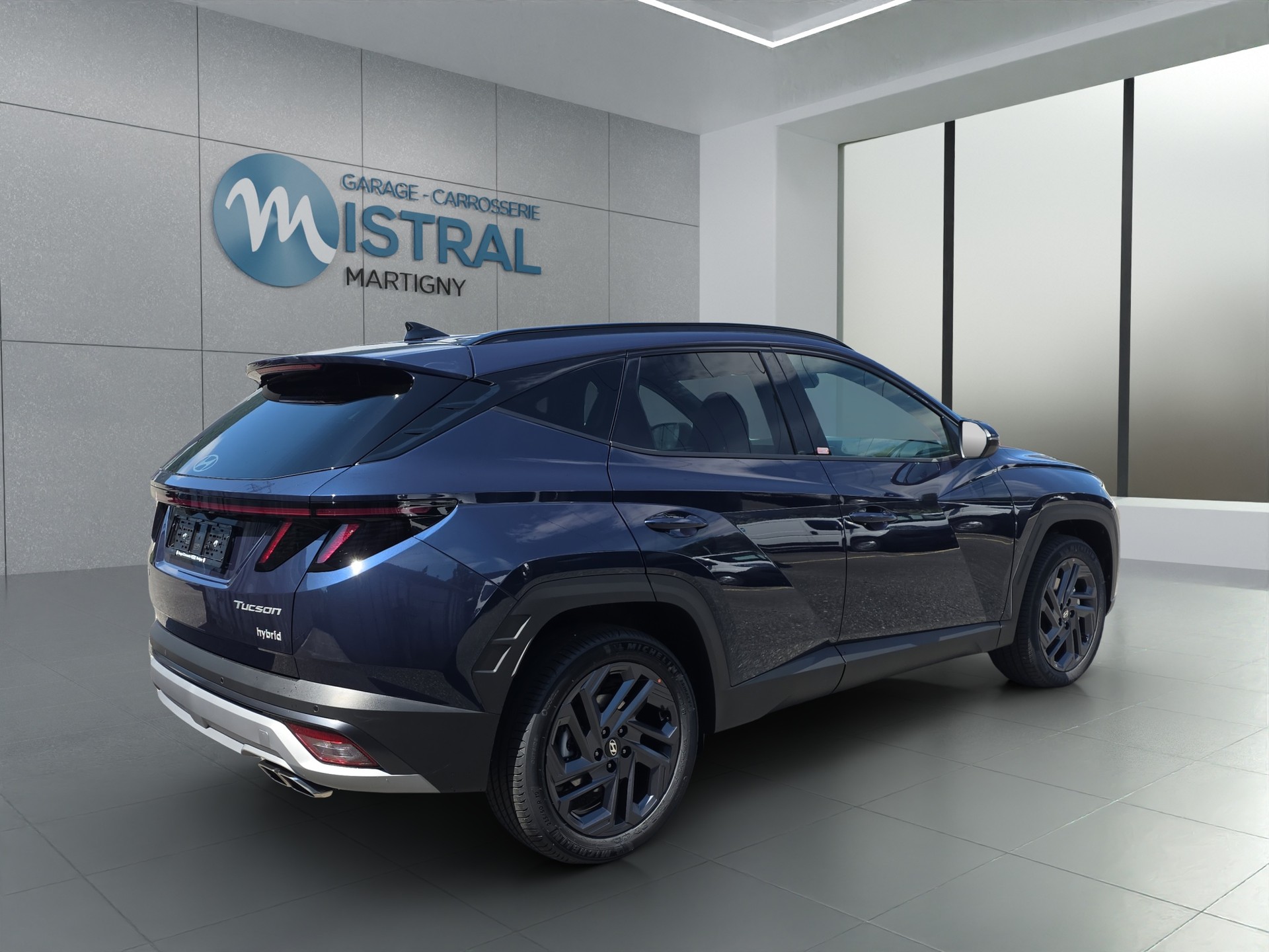 HYUNDAI Tucson 1.6 T-GDi HEV Origo Blackline 4WD-image-4