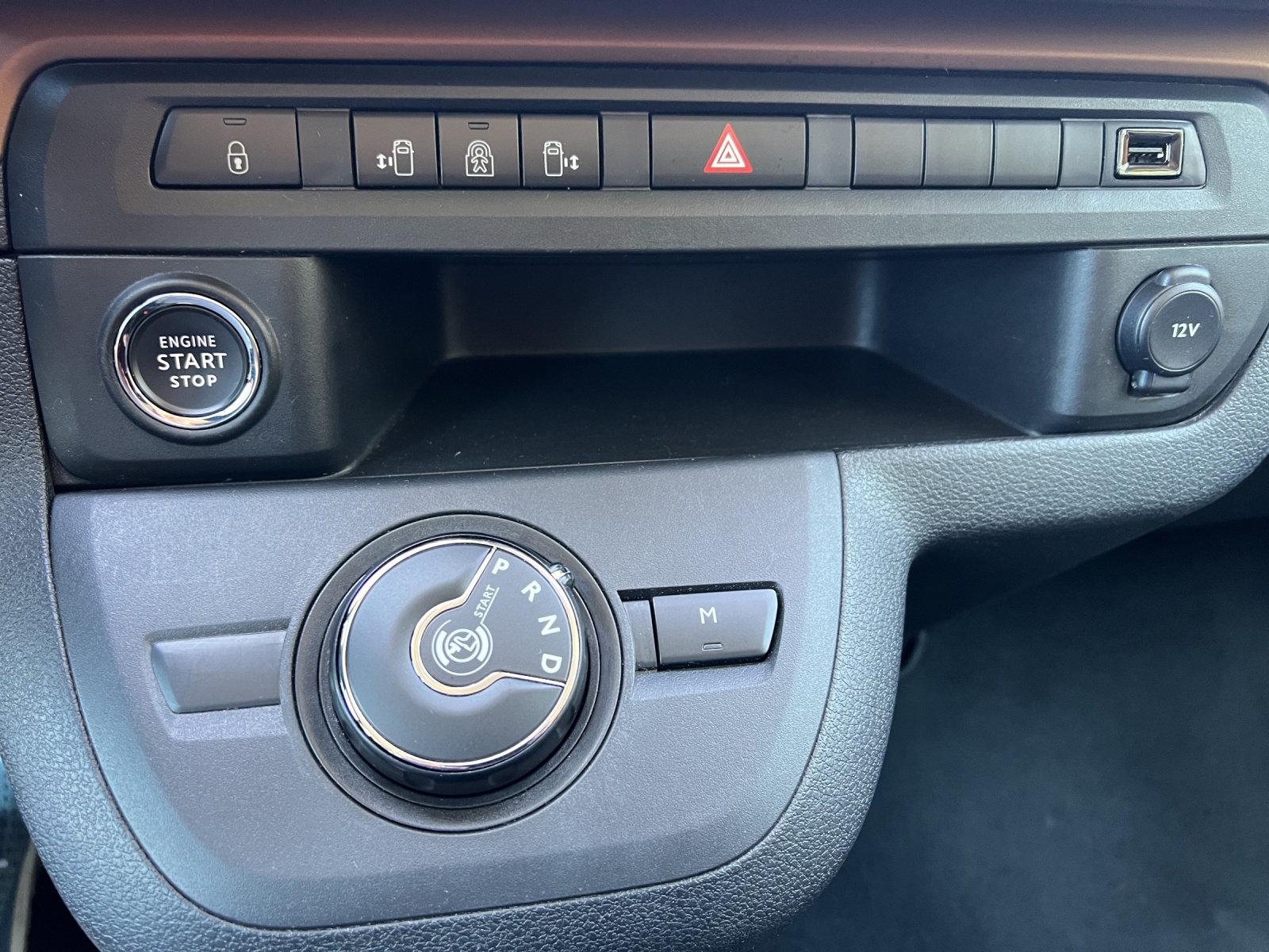 TOYOTA Proace Verso 2.0 D-4D Trend Medium Automatic-image-14
