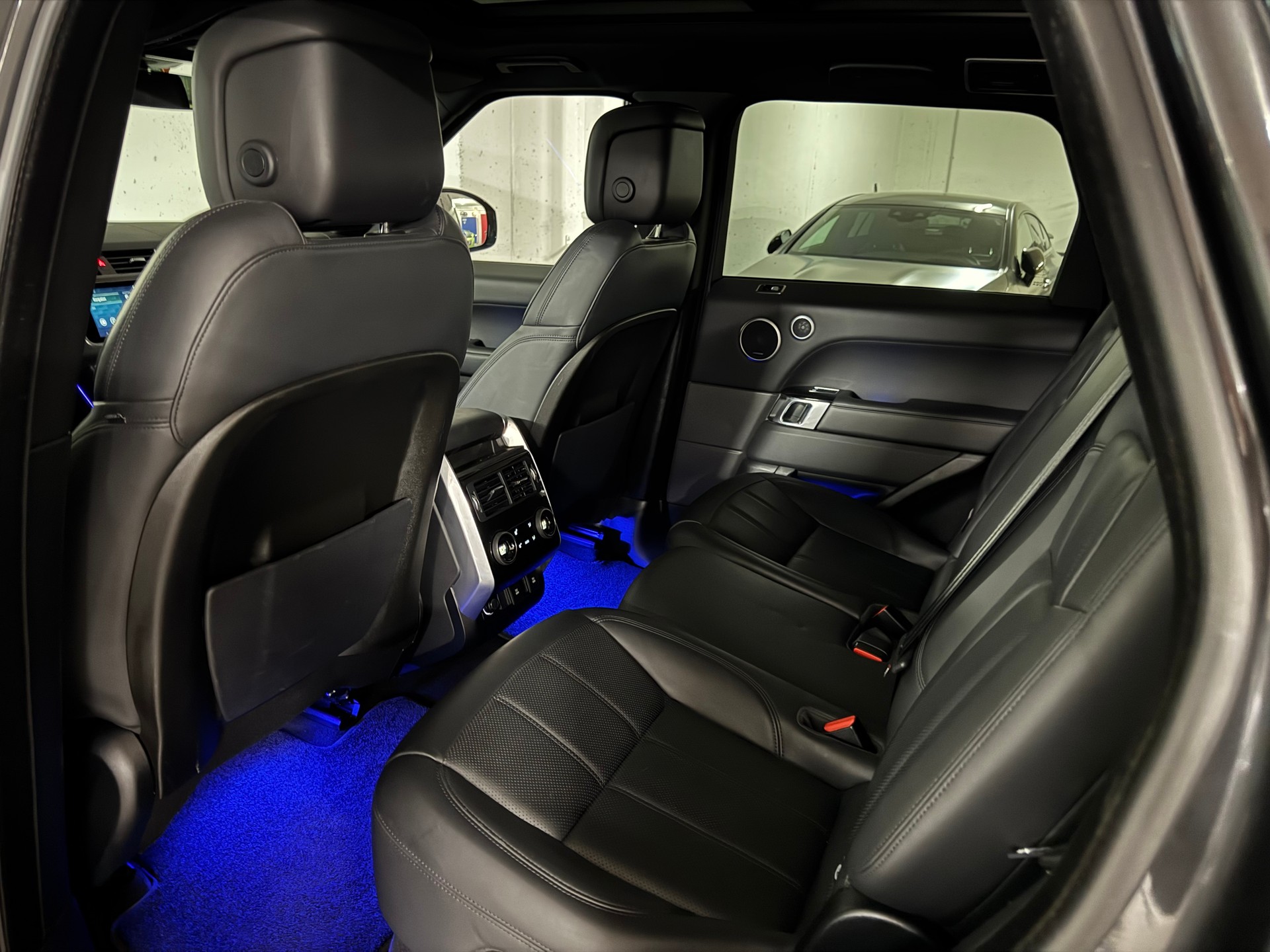 LAND ROVER Range Rover Sport P400 3.0 I6 MHEV HSE Dynamic Automatic / CH-Fahrzeug-image-12