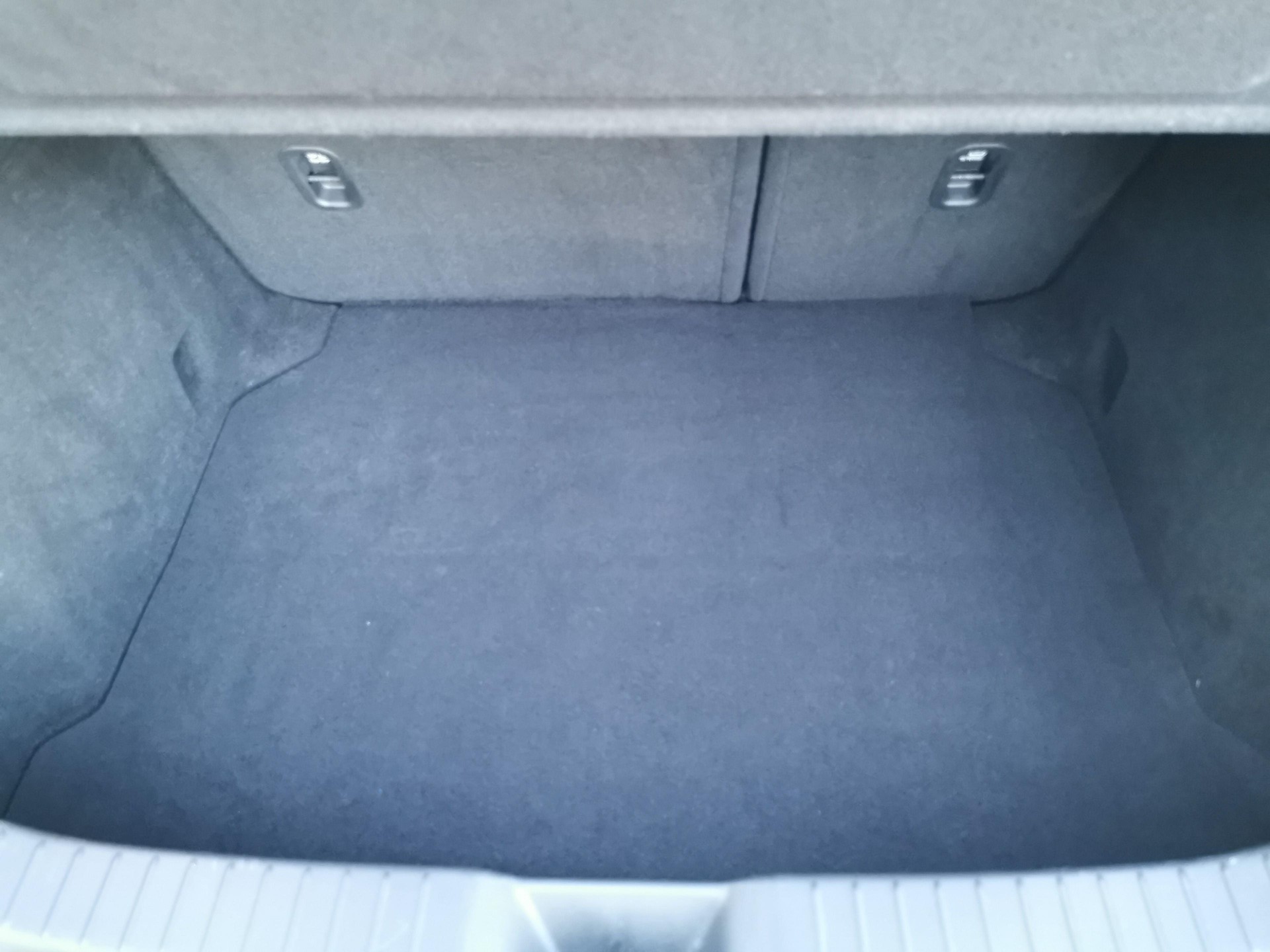 MAZDA 3 Hatchback 2.0 186 Ambition Plus-image-8