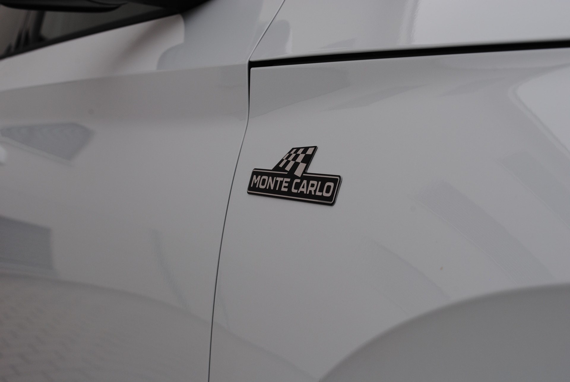 SKODA Kamiq 1.5 TSI Monte Carlo DSG-image-19