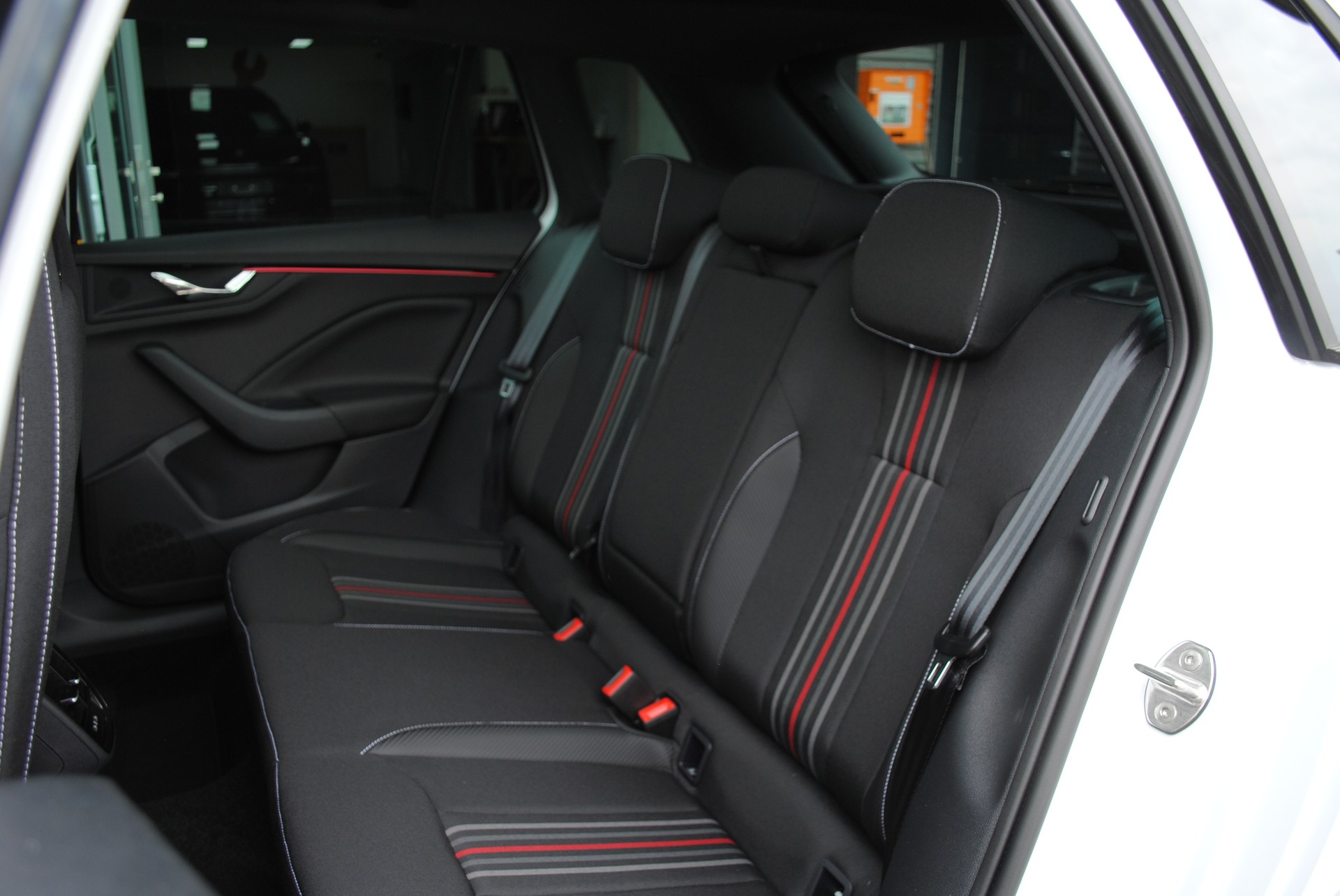 SKODA Kamiq 1.5 TSI Monte Carlo DSG-image-14