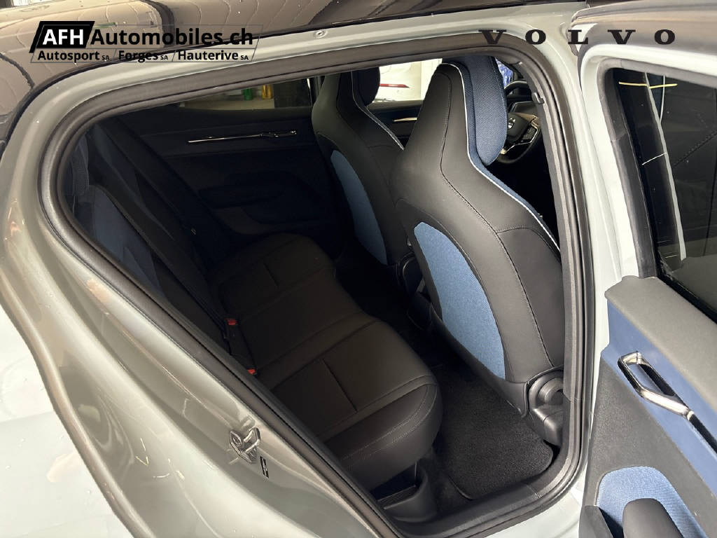 VOLVO EX 30 E60 Plus-image-11