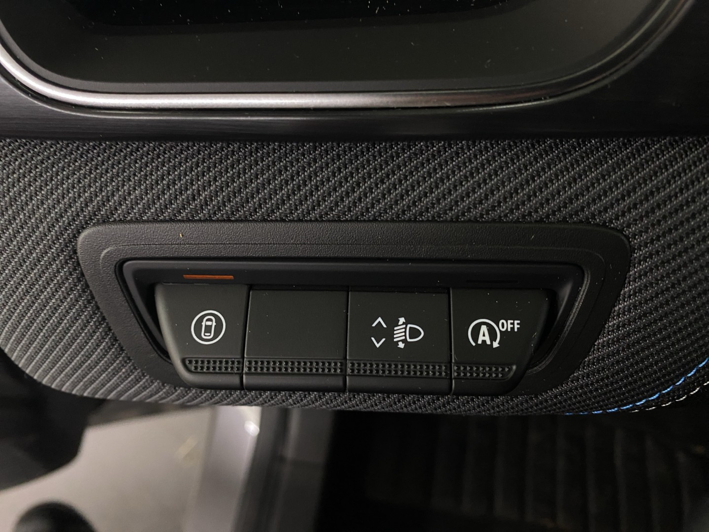 RENAULT Captur 1.3 TCe Esprit Alpine EDC-image-14