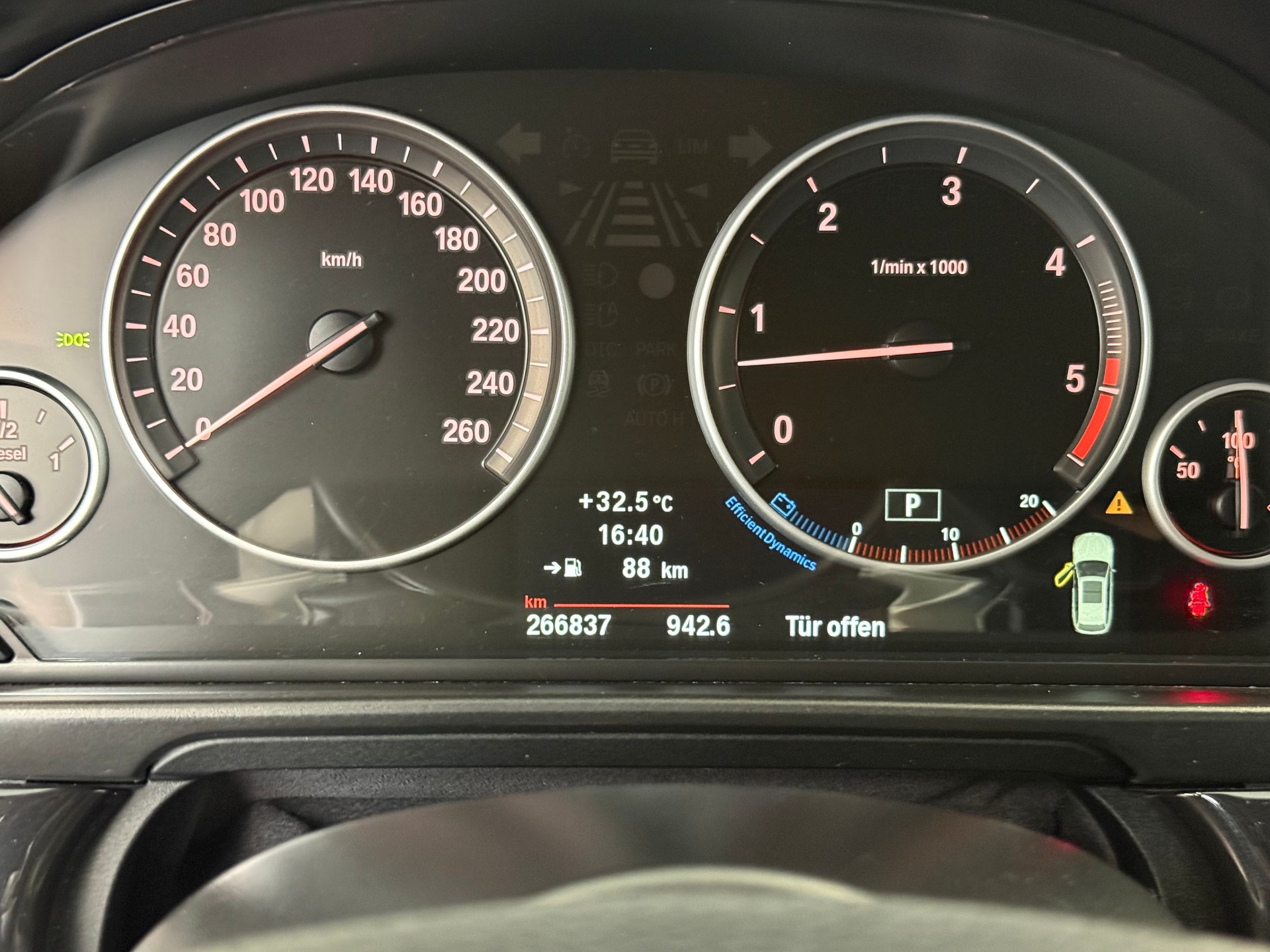 BMW 530d Touring Steptronic-image-13