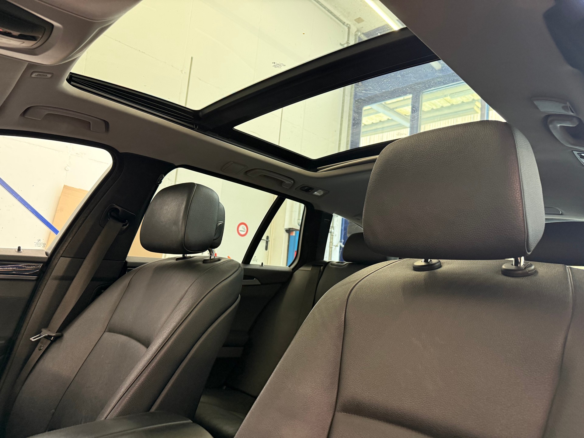 BMW 530d Touring Steptronic-image-11