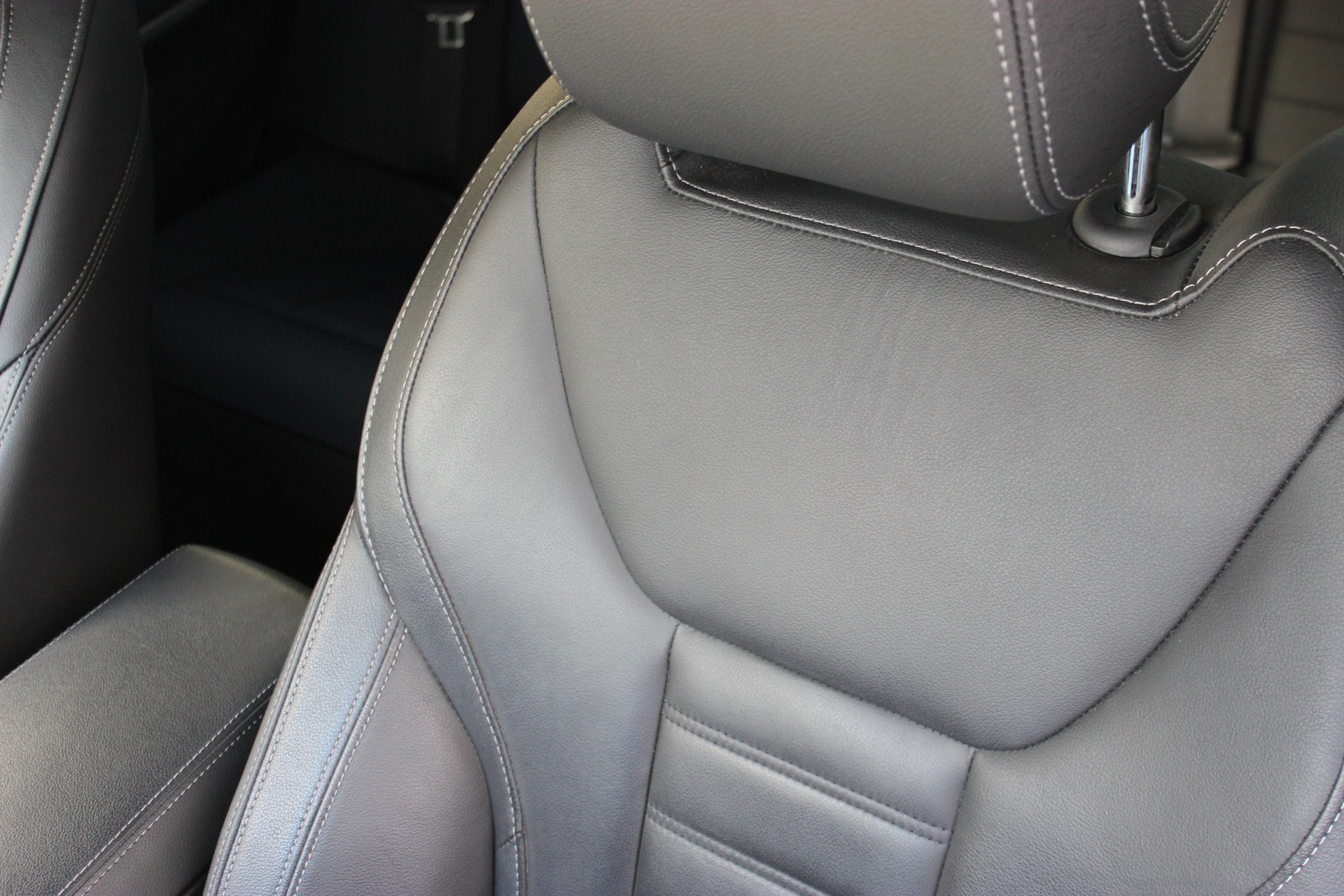 BMW 330i Touring xDrive M SPORTPAKET-image-11