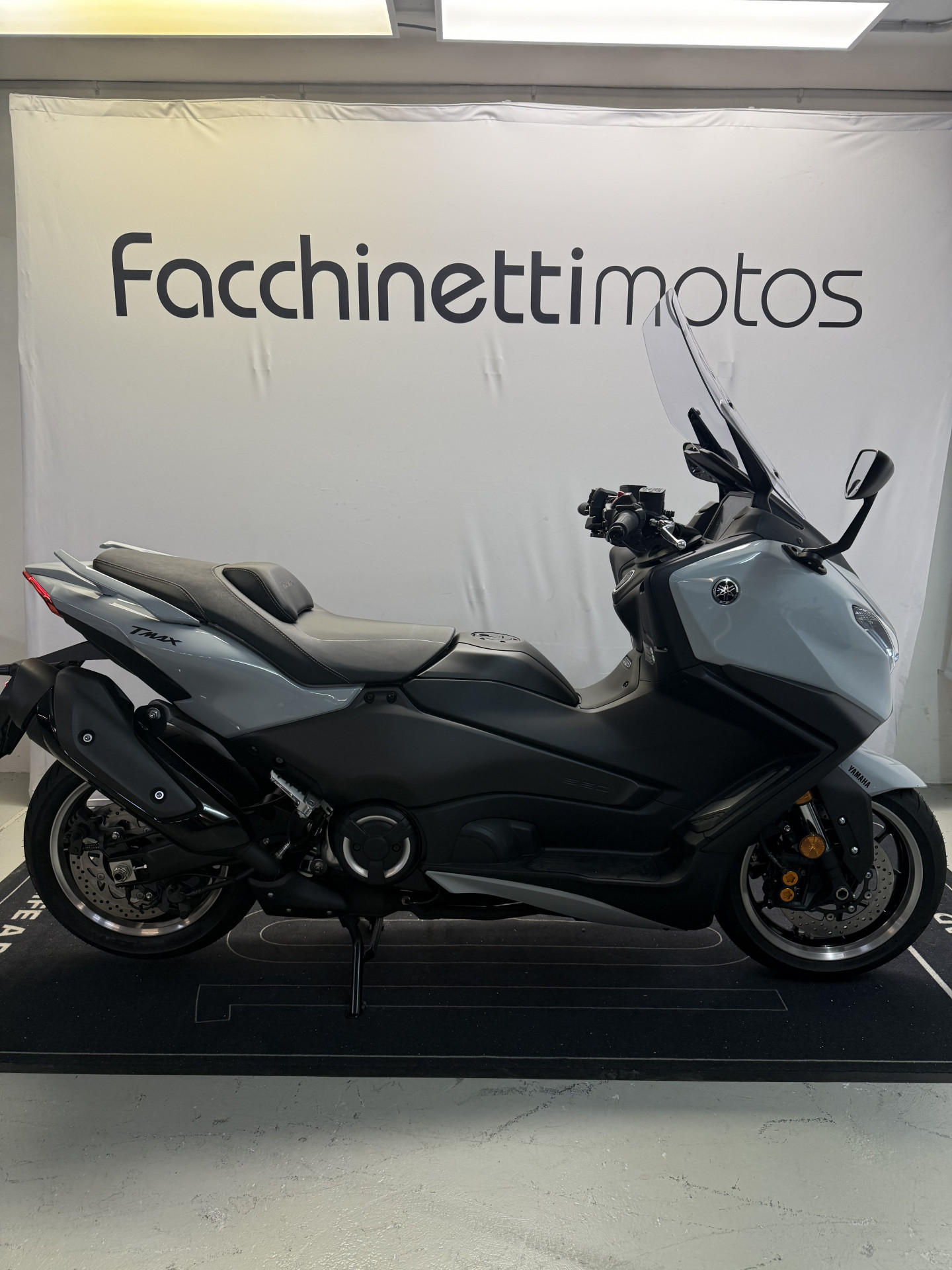 YAMAHA TMax 560 Tech Max-image-0