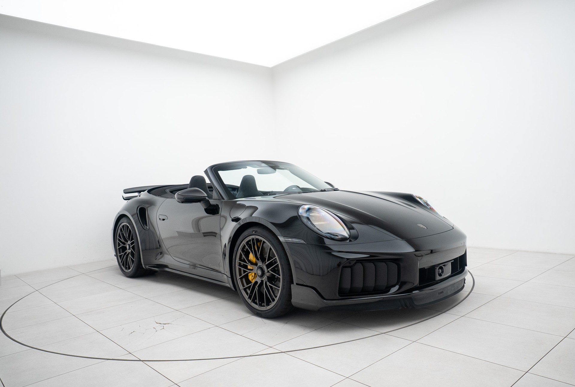 PORSCHE 911 Turbo S Cabriolet PDK