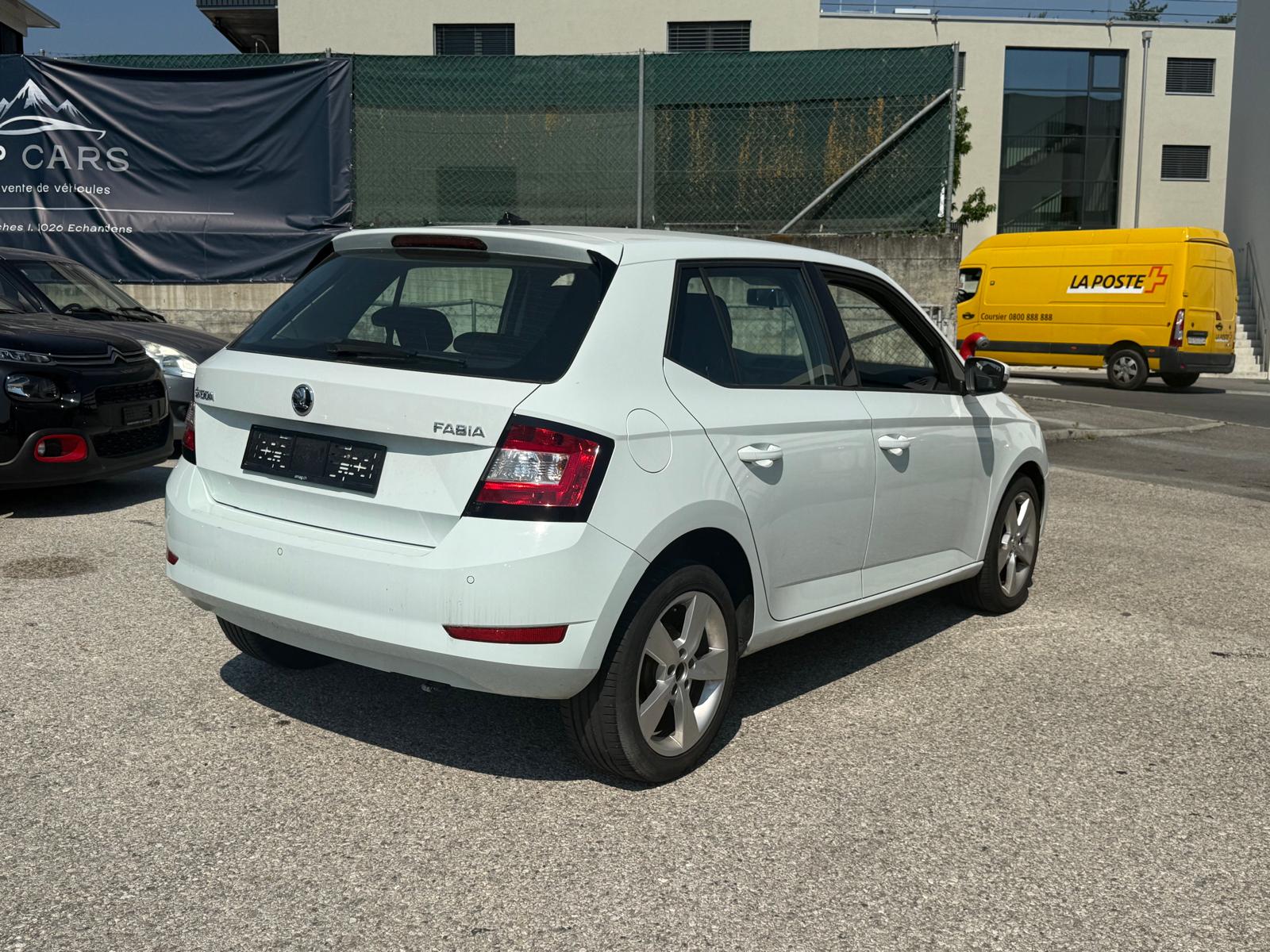 SKODA FABIA-image-2