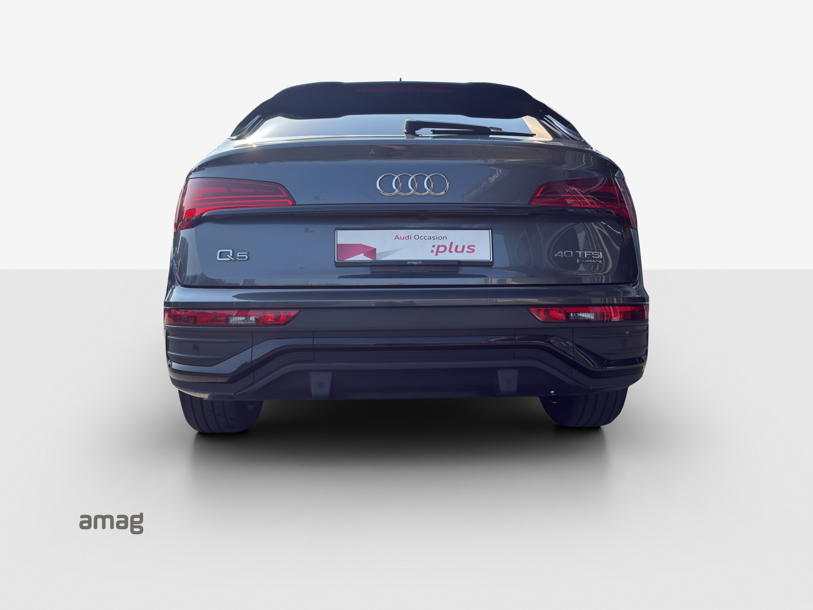 AUDI Q5 Sportback 40 TFSI S line quattro S-tronic-showroom-element-3