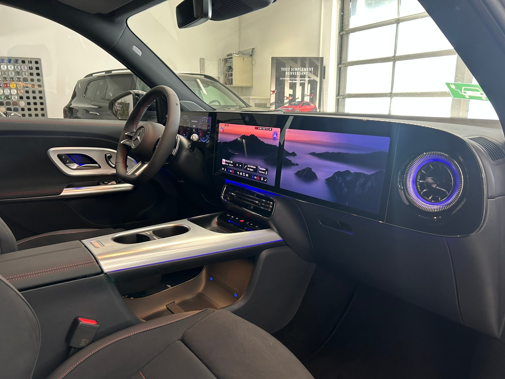 MERCEDES-BENZ GLB 350 EQ 4Matic AMG Line-image-8