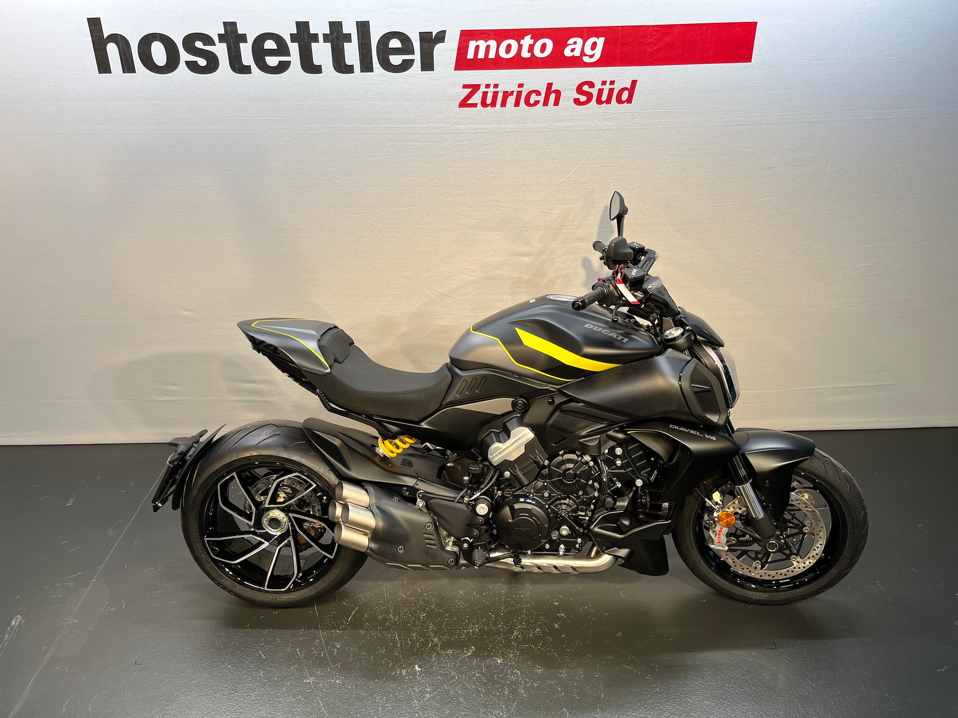 DUCATI Diavel V4-image-8