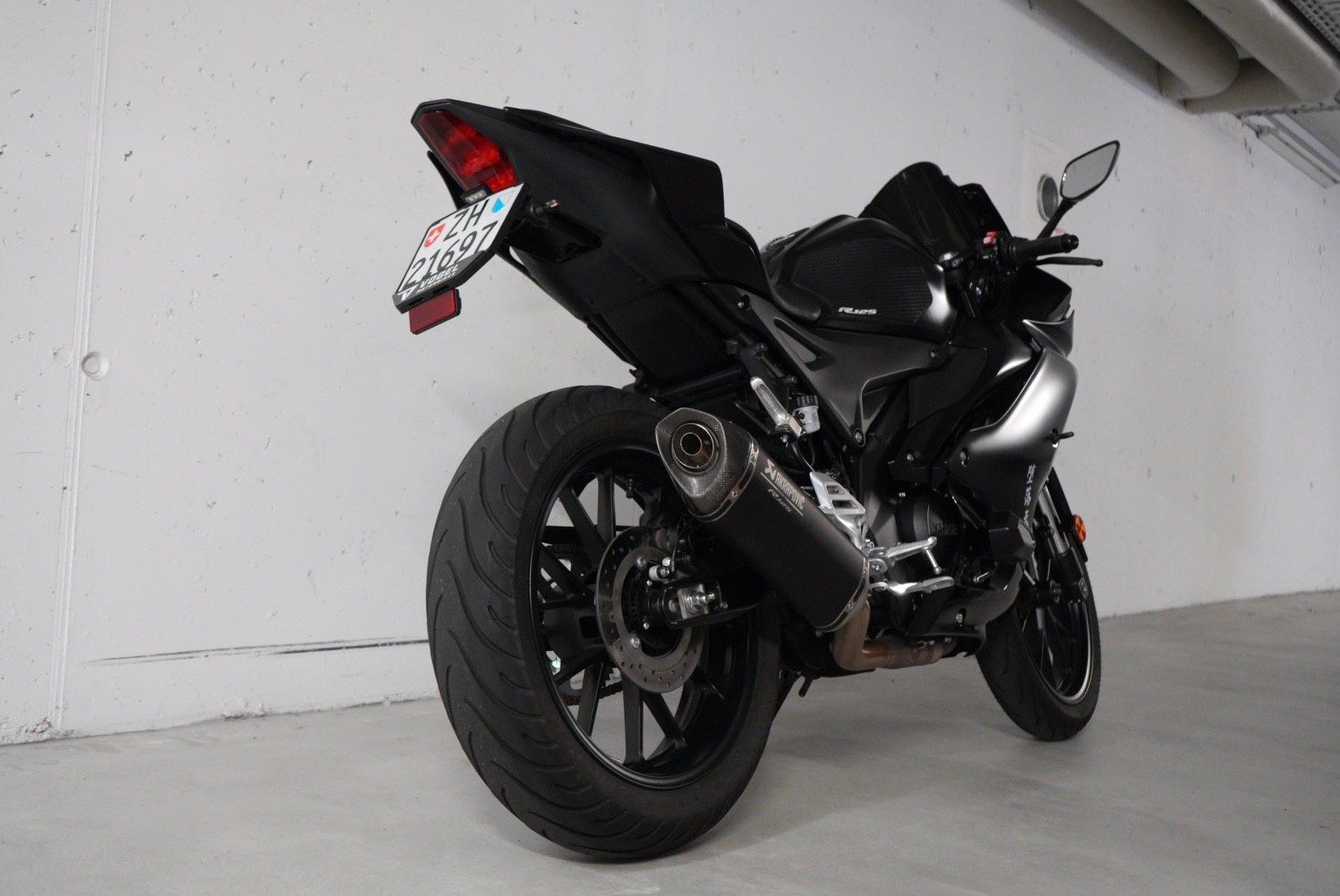 YAMAHA YZF-R 125 ABS-image-5