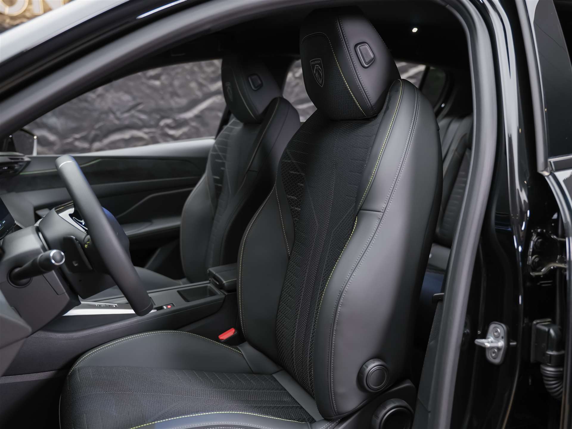 PEUGEOT 308 1.2 HEV 145 GT *Werksgarantie*Abstandsregler*-image-9