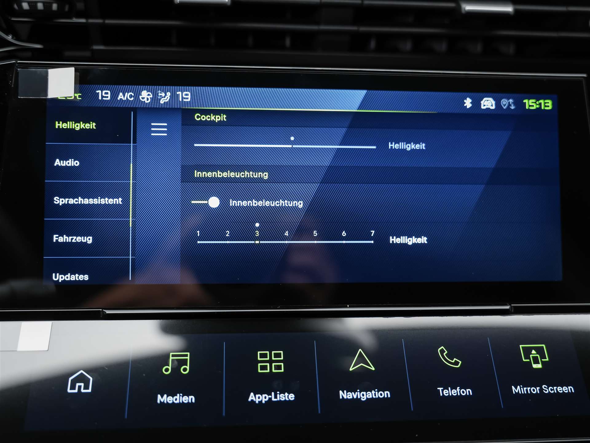 PEUGEOT 308 1.2 HEV 145 GT *Werksgarantie*Abstandsregler*-image-37
