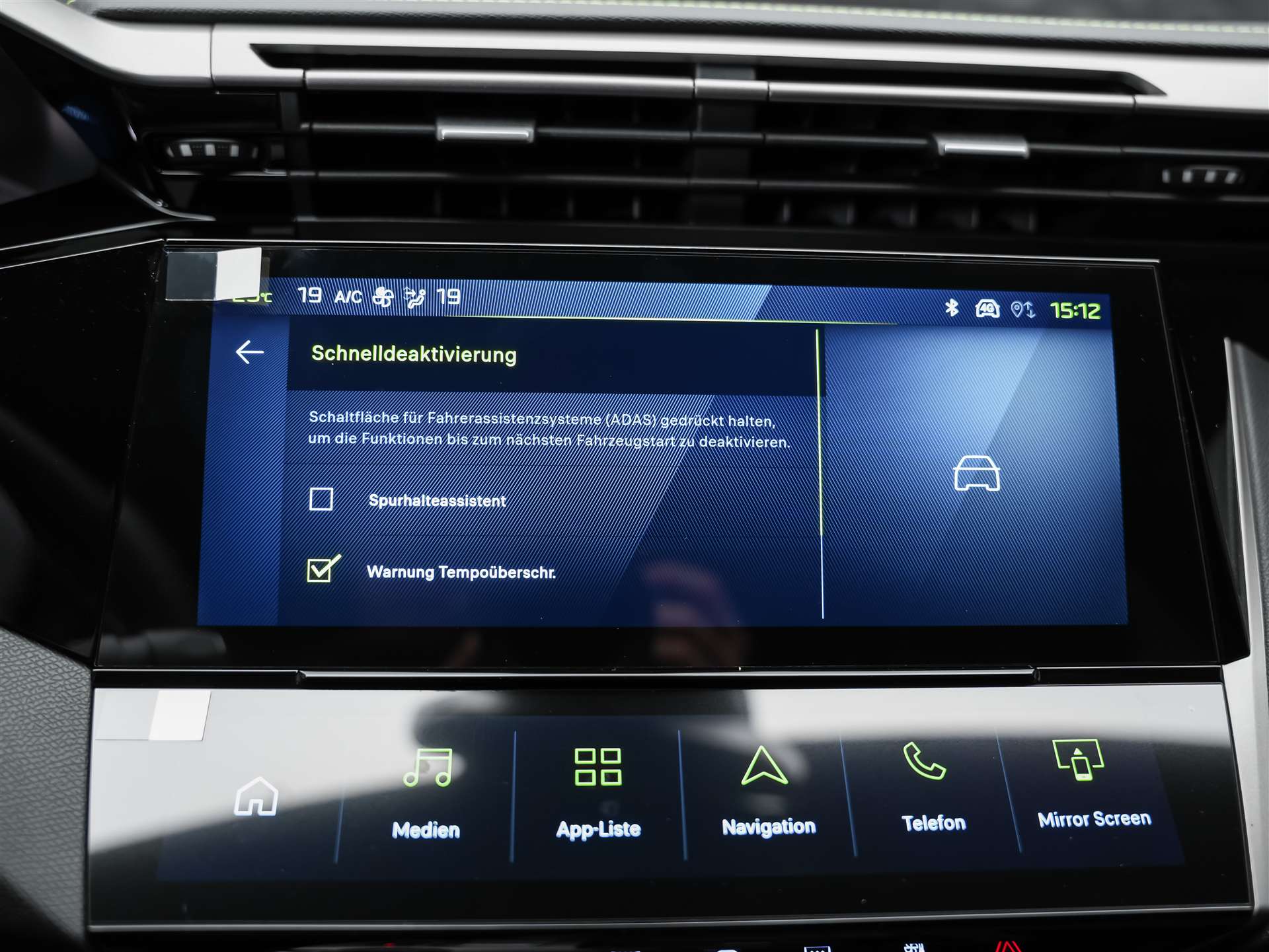 PEUGEOT 308 1.2 HEV 145 GT *Werksgarantie*Abstandsregler*-image-34