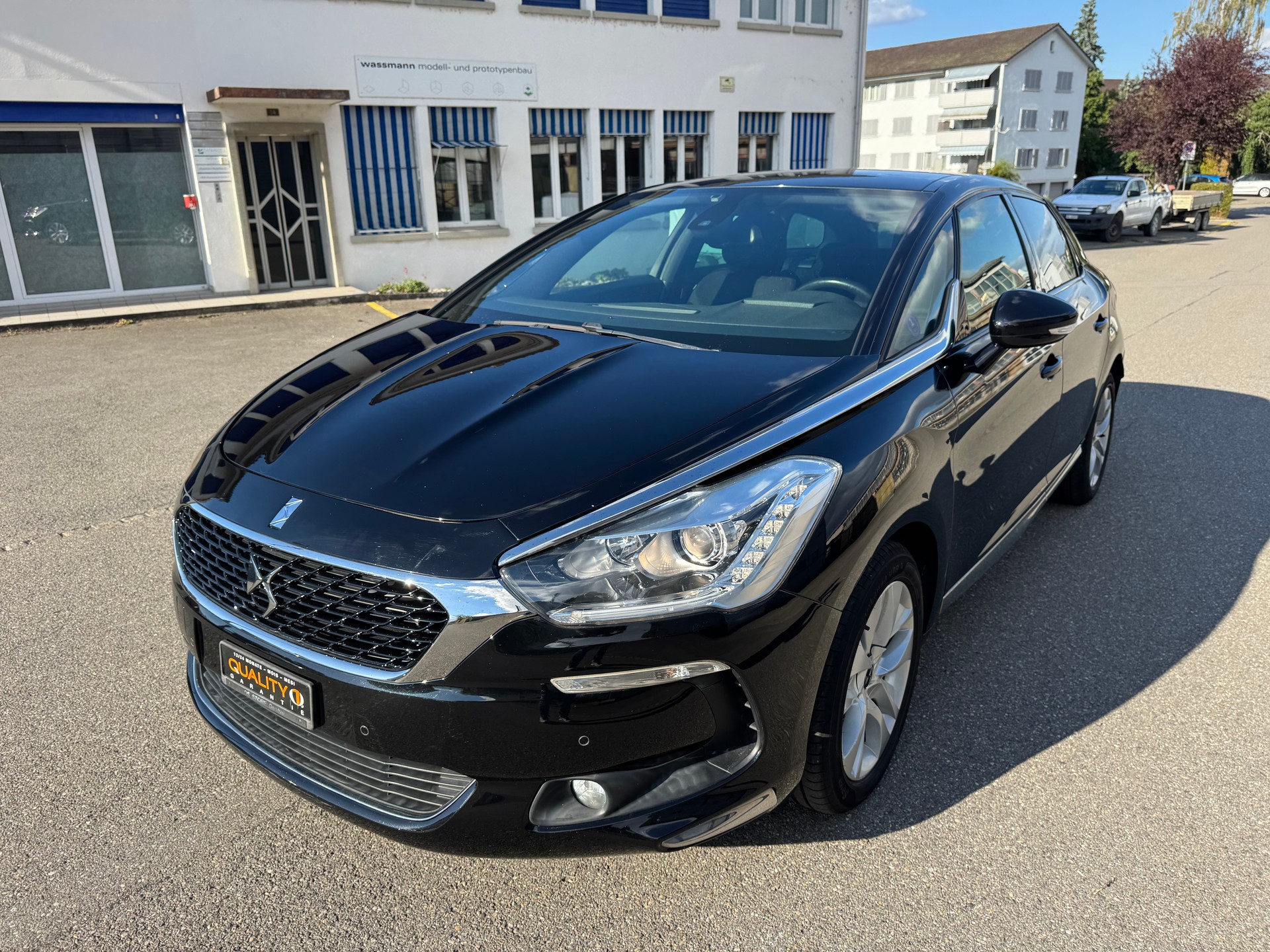 DS AUTOMOBILES DS 5 1.6 Turbo SO Chic EAT6-image-7