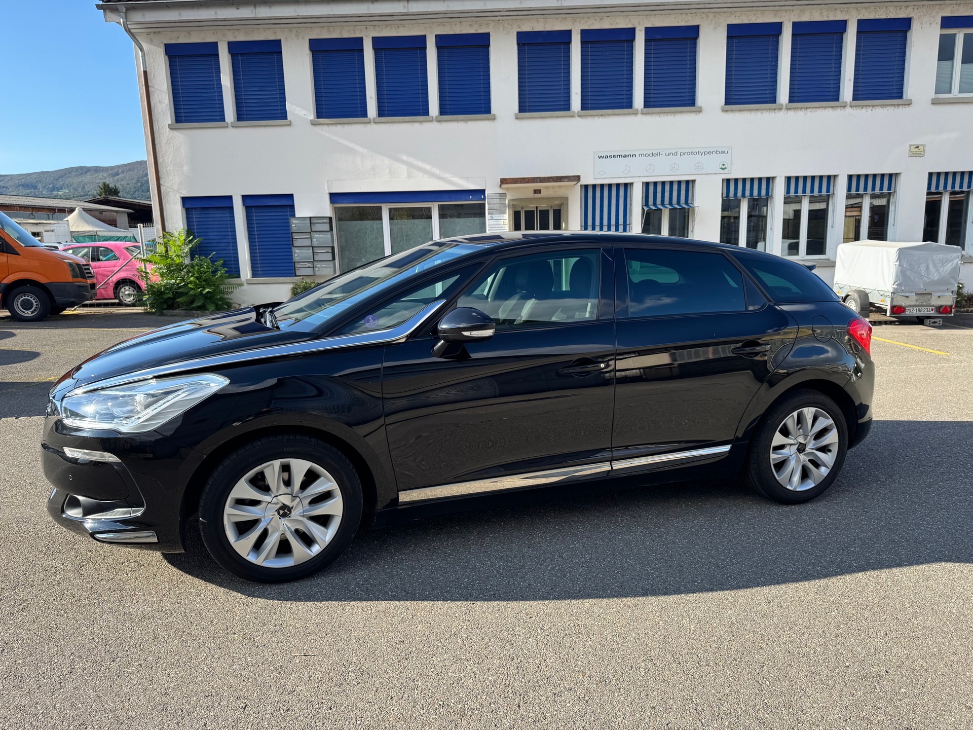 DS AUTOMOBILES DS 5 1.6 Turbo SO Chic EAT6-image-6