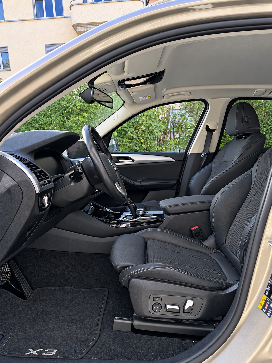 BMW X3 xDrive 30e-image-11
