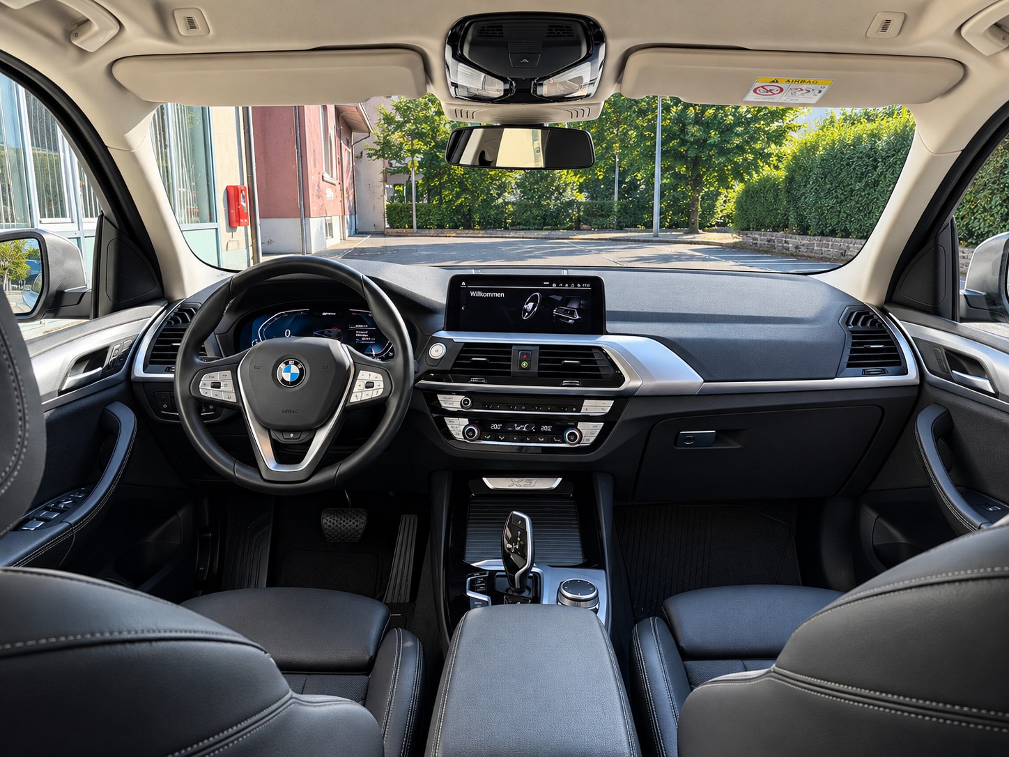 BMW X3 xDrive 30e-image-13