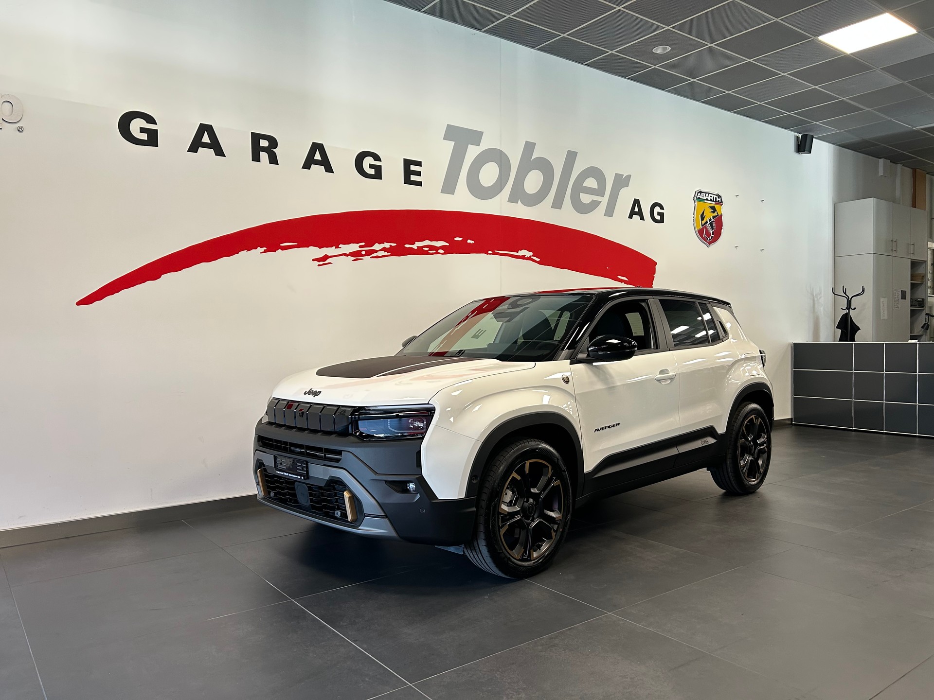 JEEP Avenger 1.2 Turbo MHEV 85th Anniversary Sky 4xe