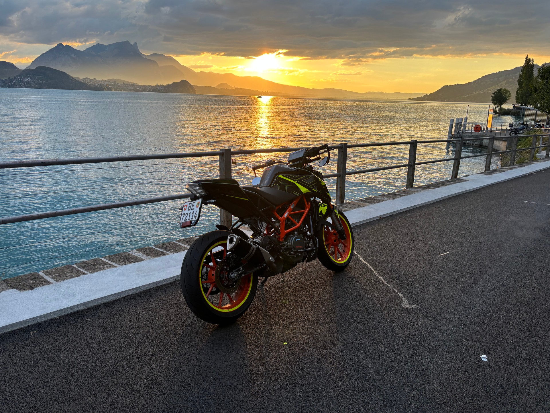 KTM 125 Duke-image-4