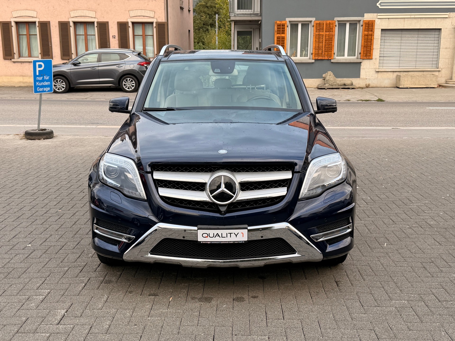 MERCEDES-BENZ GLK 350 4Matic 7G-Tronic-showroom-element-3