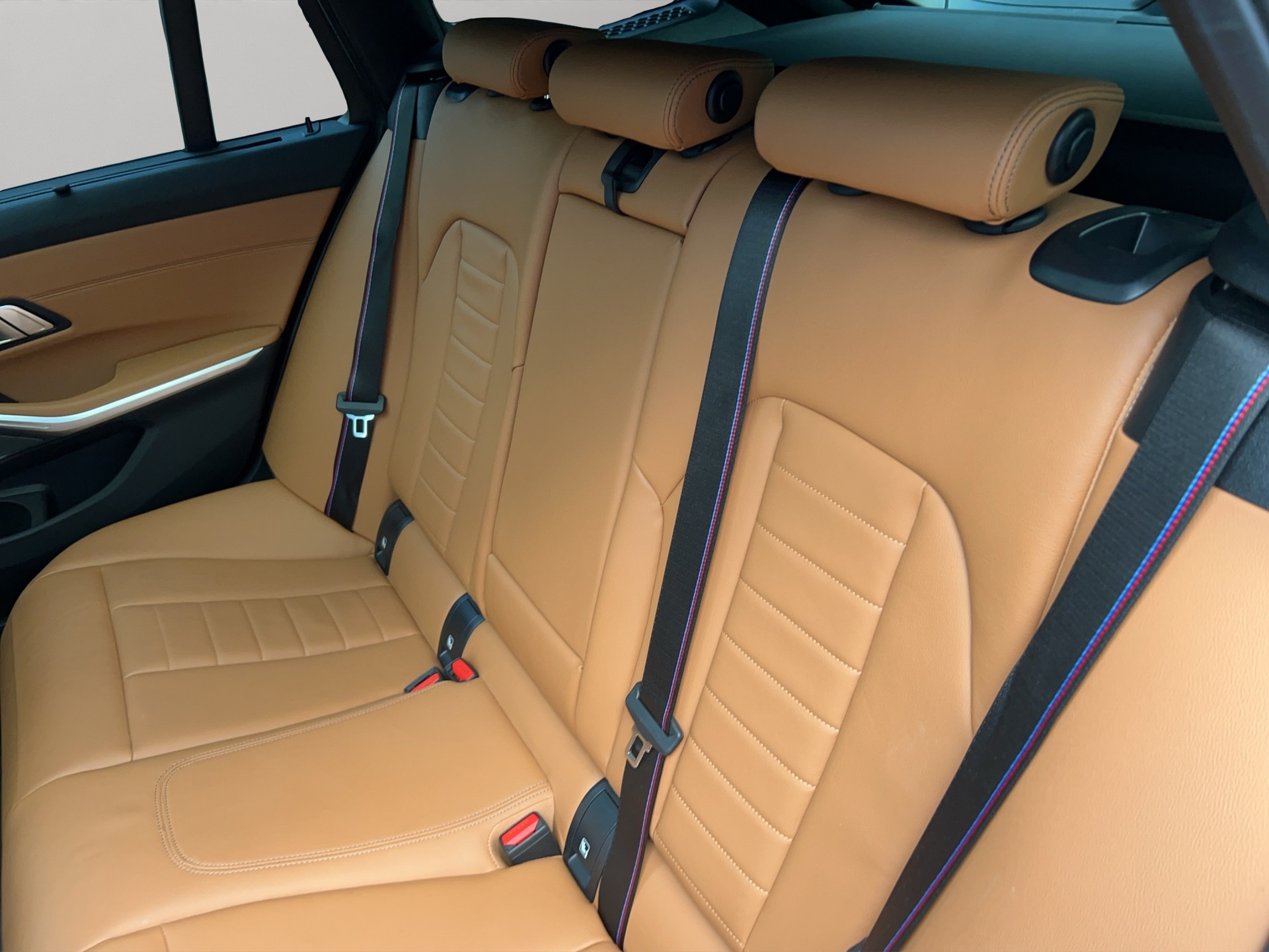 BMW M340d xDrive 48V Touring Steptronic M Sport Pro-image-18