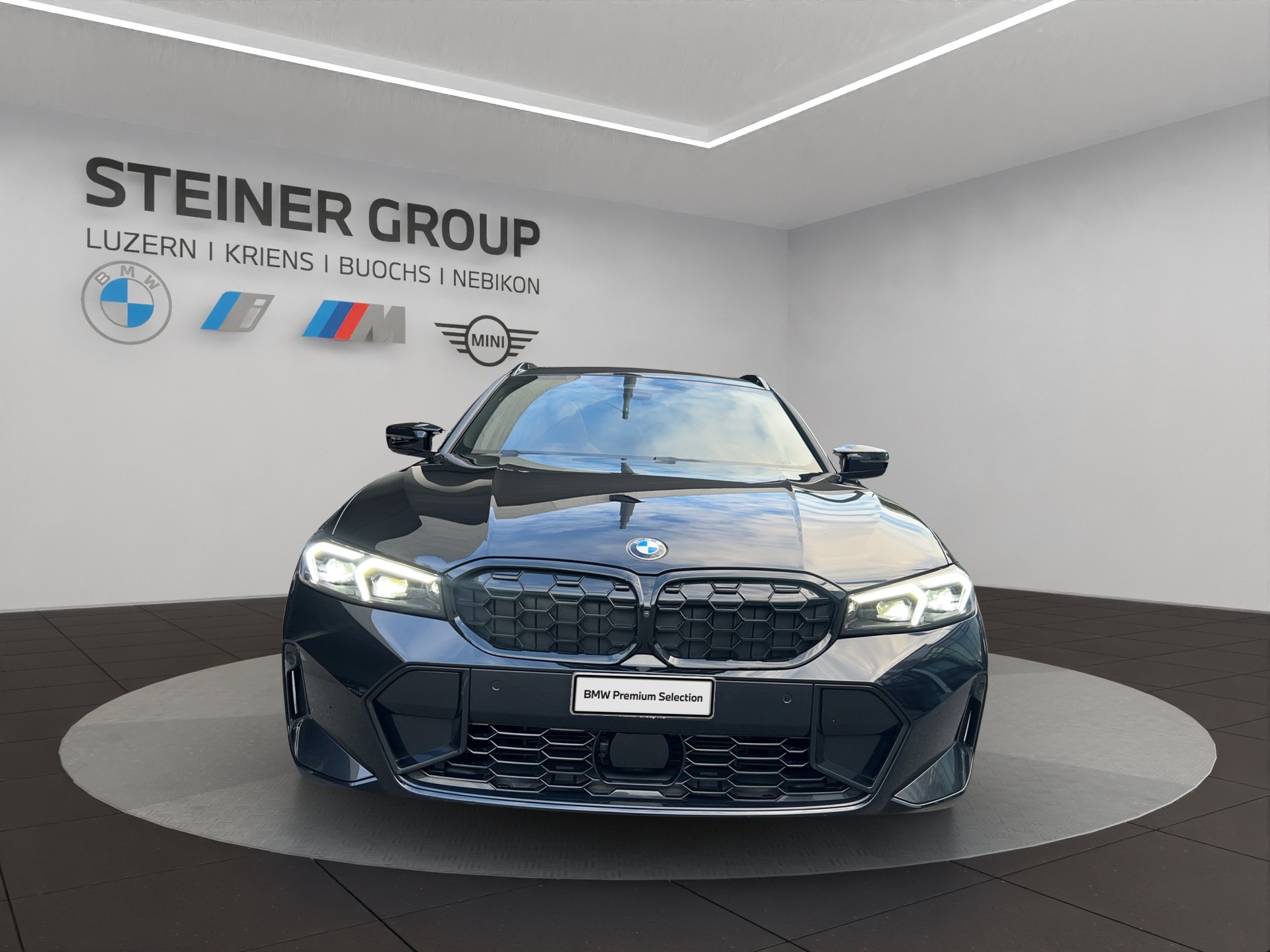 BMW M340d xDrive 48V Touring Steptronic M Sport Pro-showroom-element-1