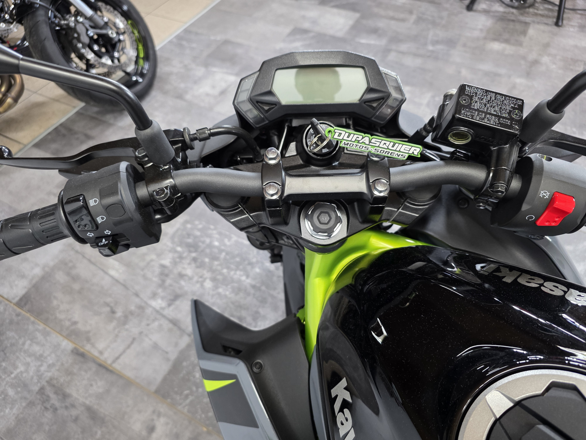 KAWASAKI Z 125-image-5