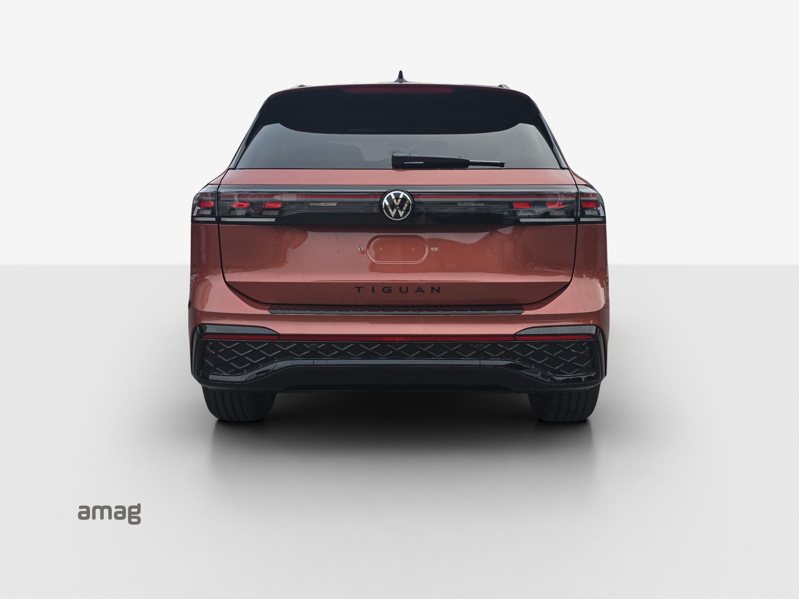 VW Tiguan 2.0 TSI DSG Life 4Motion-showroom-element-3
