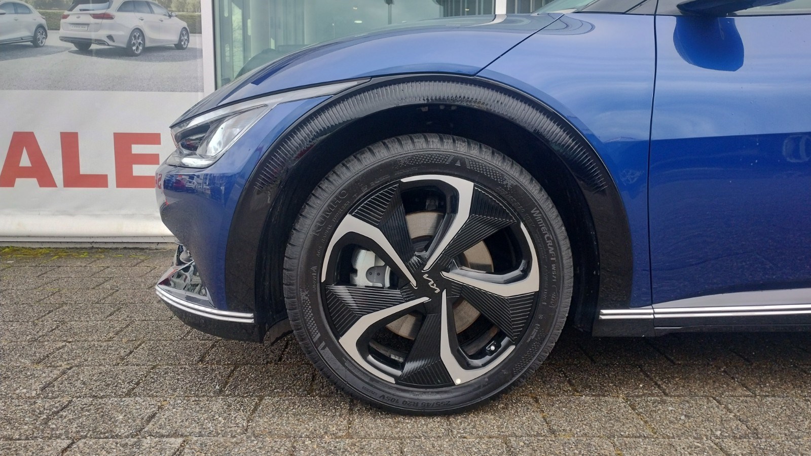 KIA EV6 77.4 kWh-showroom-element-2