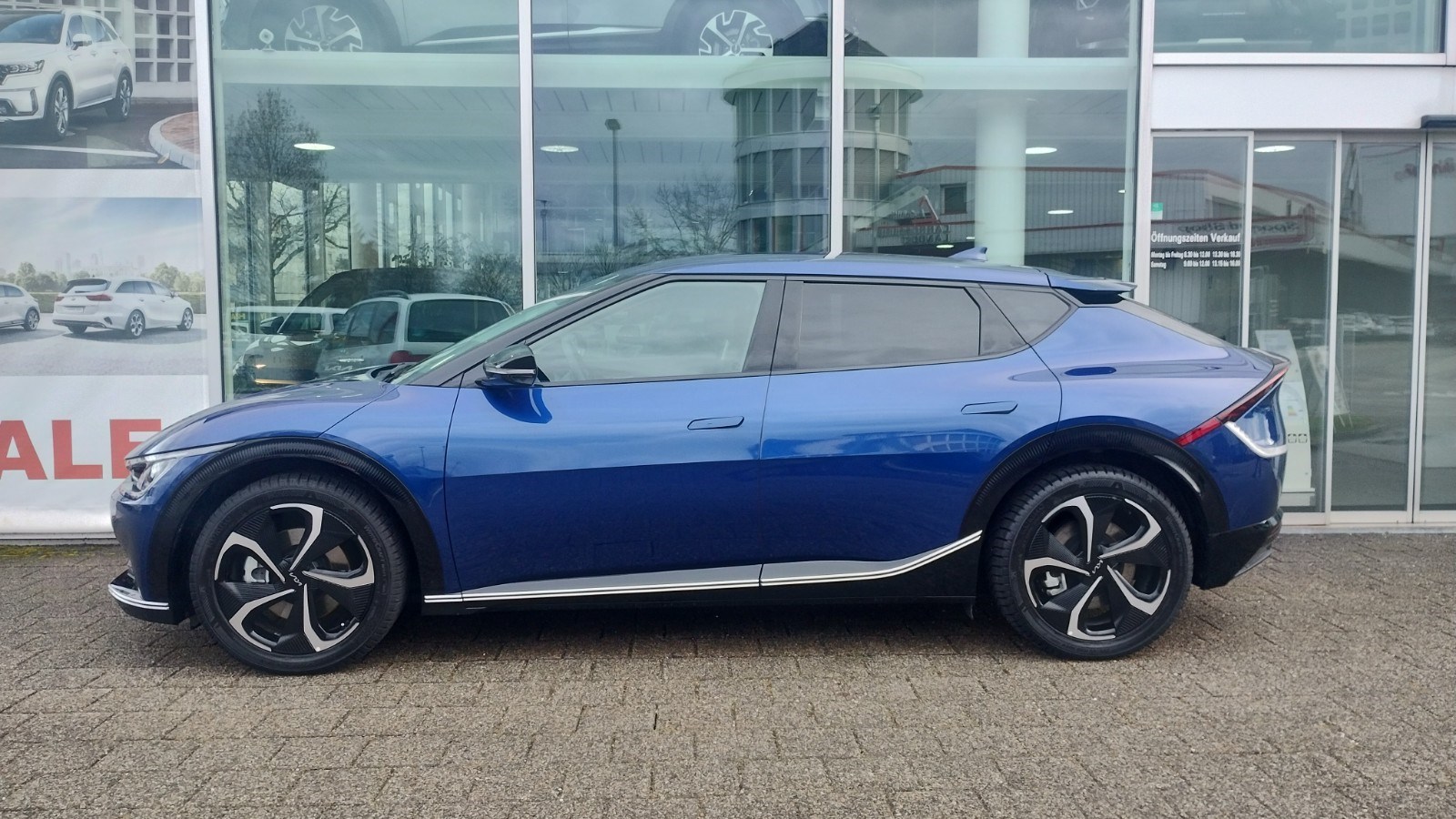 KIA EV6 77.4 kWh-showroom-element-1