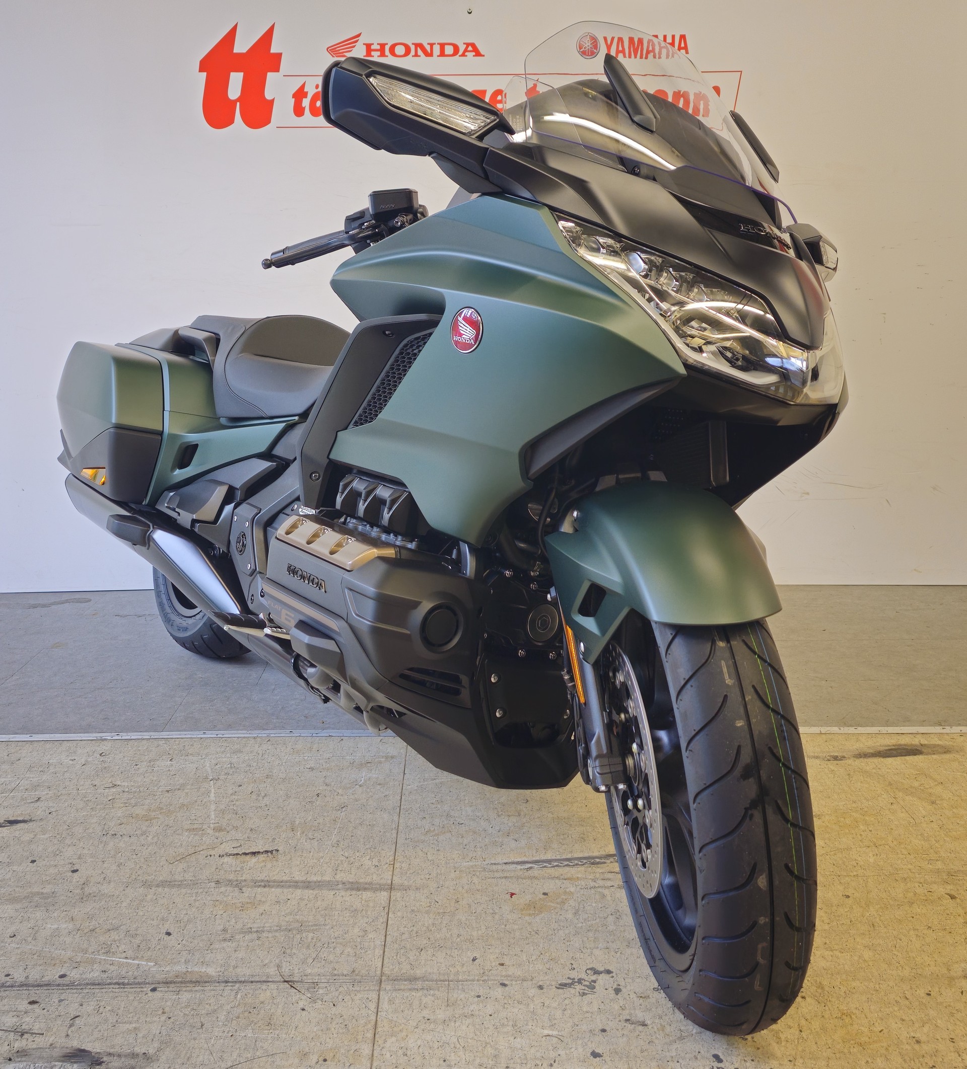 HONDA GL 1800 B Goldwing Bagger DCT-image-2