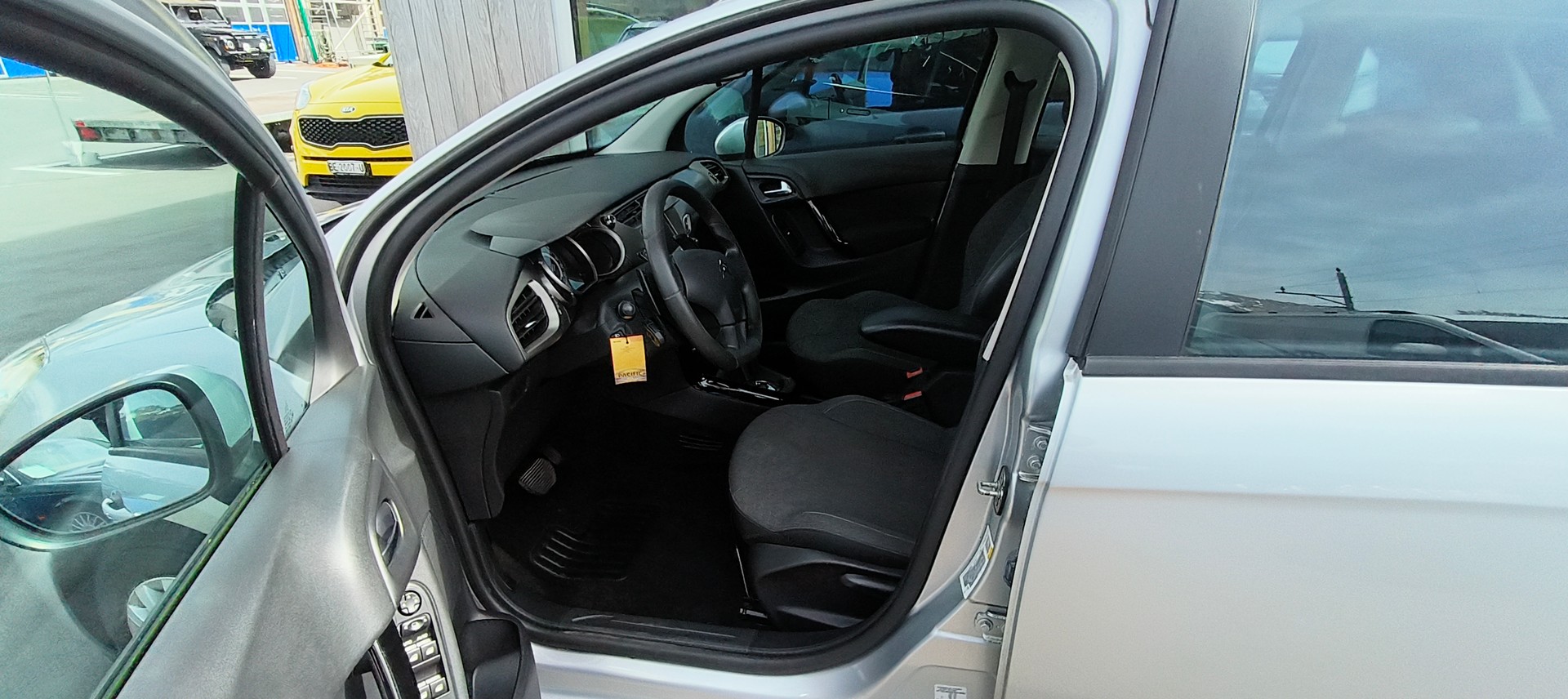 CITROEN C3 1.2i Séduction ETG5-image-5