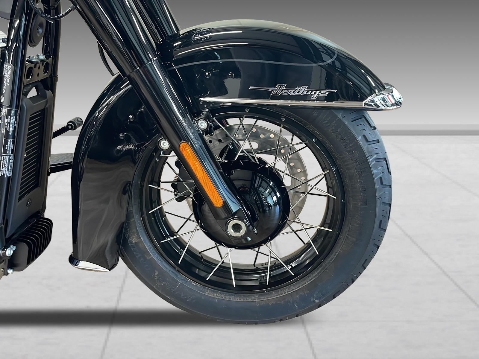 HARLEY-DAVIDSON FLHC Heritage Classic 117-image-5