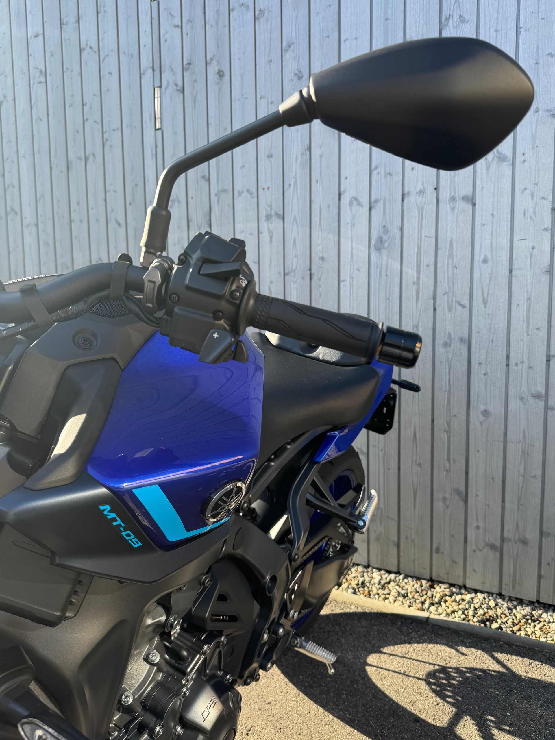 YAMAHA MT-09-image-4