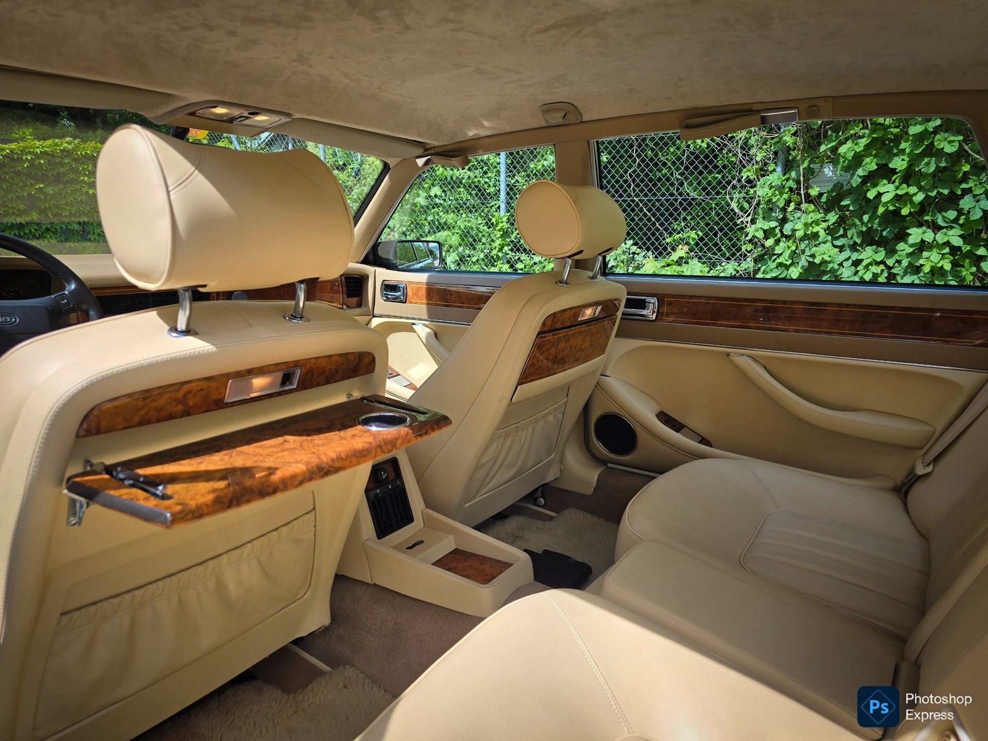 DAIMLER 6.0 Double Six-image-4