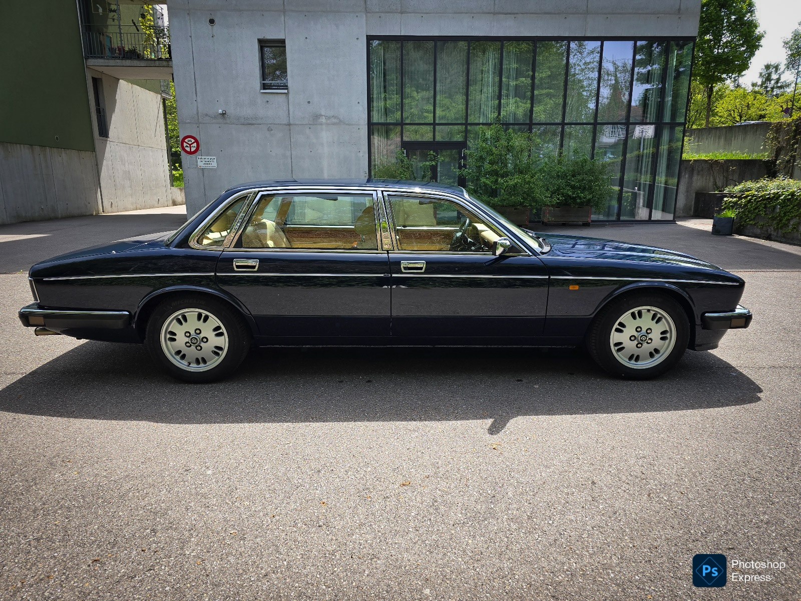 DAIMLER 6.0 Double Six-image-5
