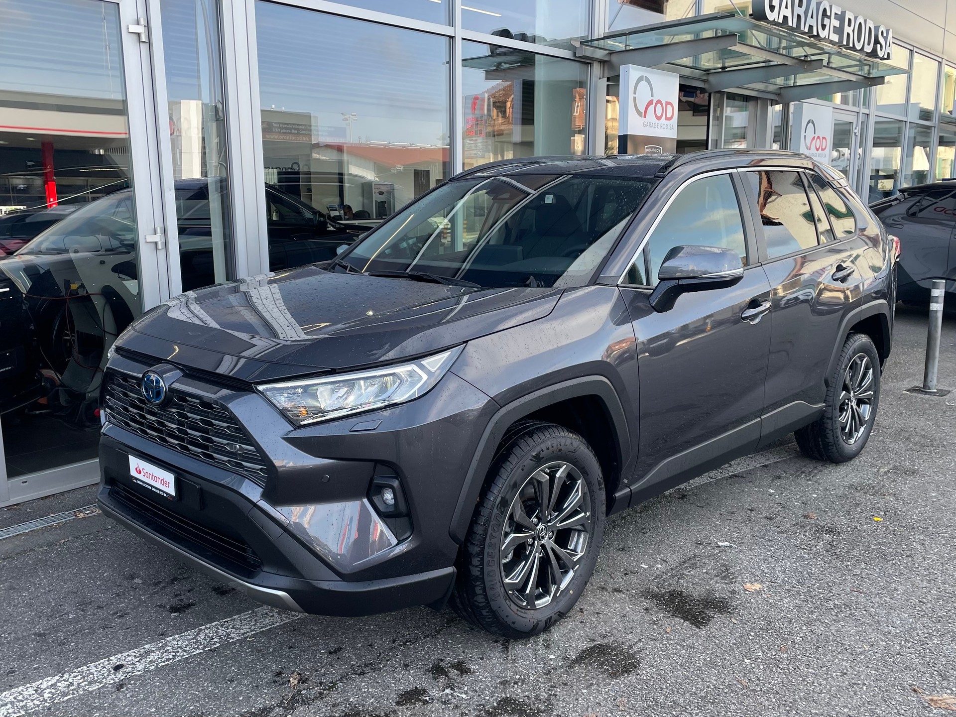 TOYOTA RAV-4 2.5 HSD Trend e-CVT 4WD