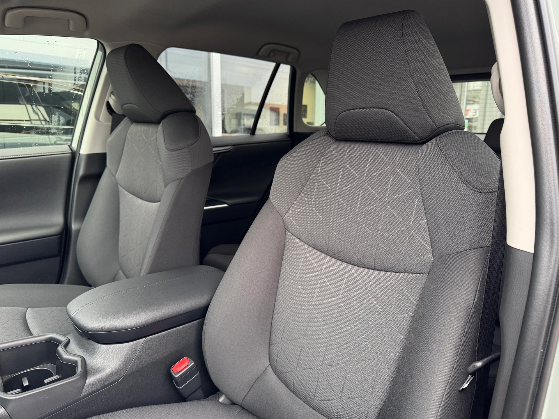 TOYOTA RAV-4 2.5 HSD Trend e-CVT 4WD-image-14