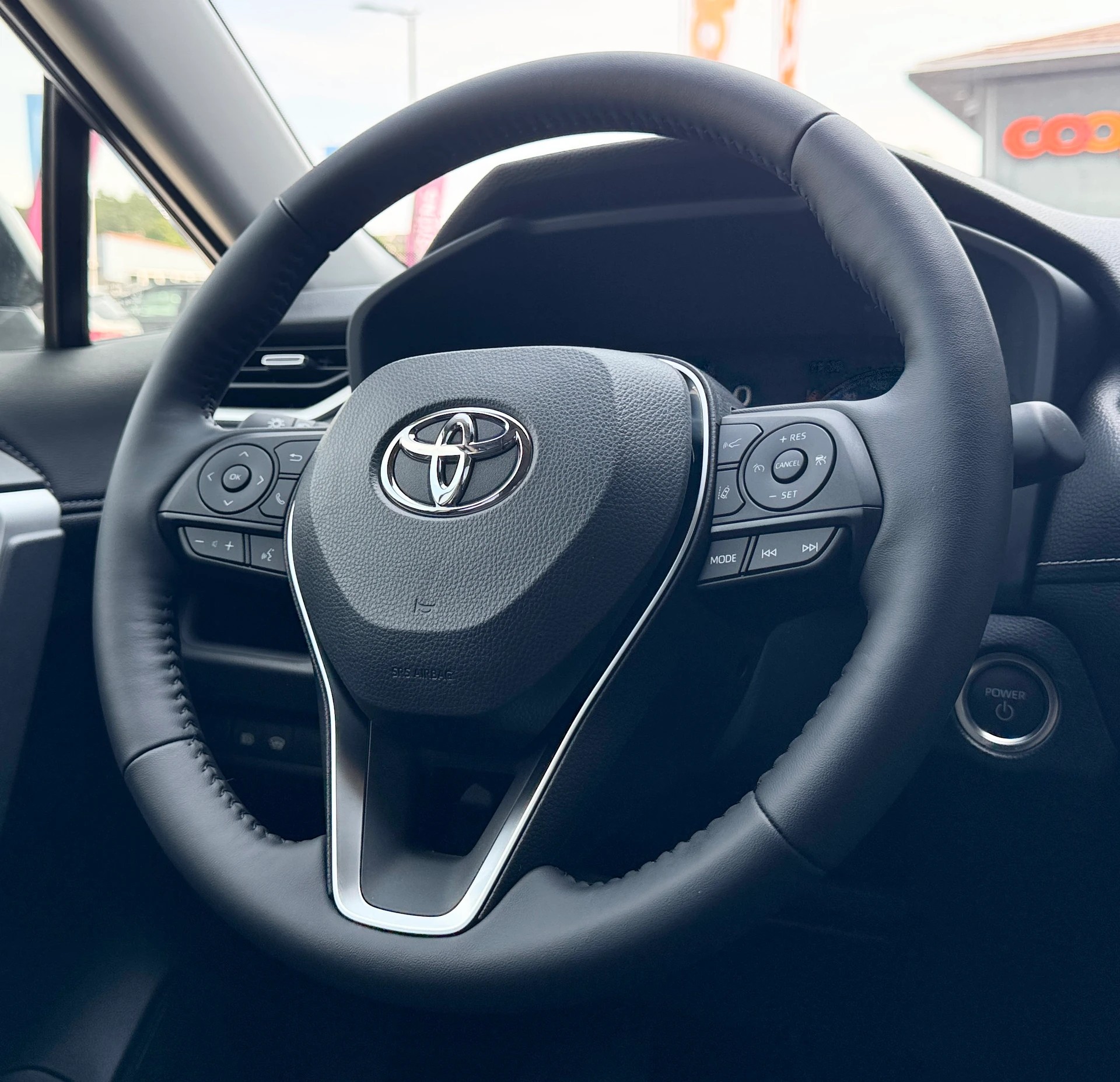 TOYOTA RAV-4 2.5 HSD Trend e-CVT 4WD-image-17